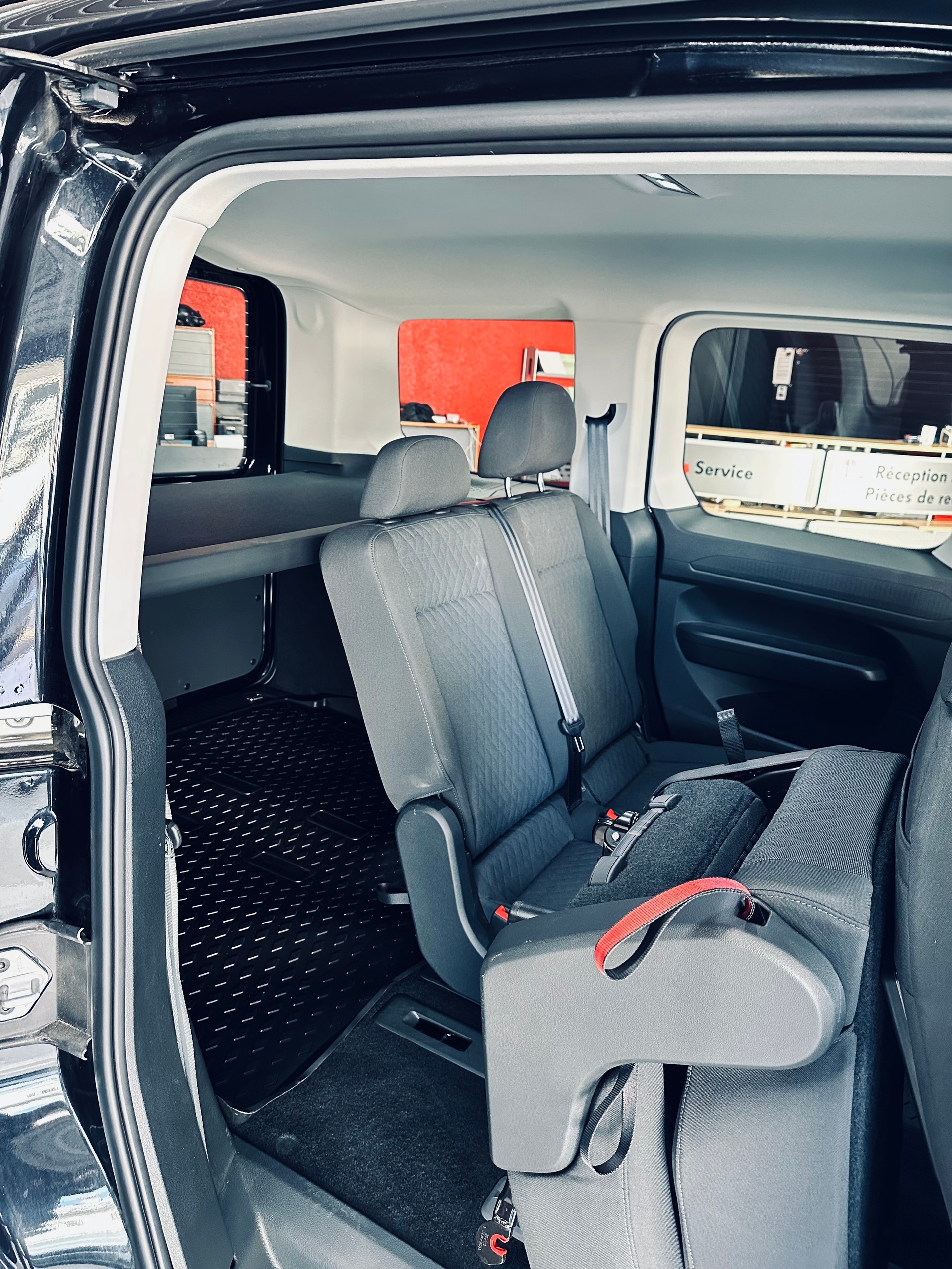 VW Caddy 1.5 TSI Life DSG-image-5