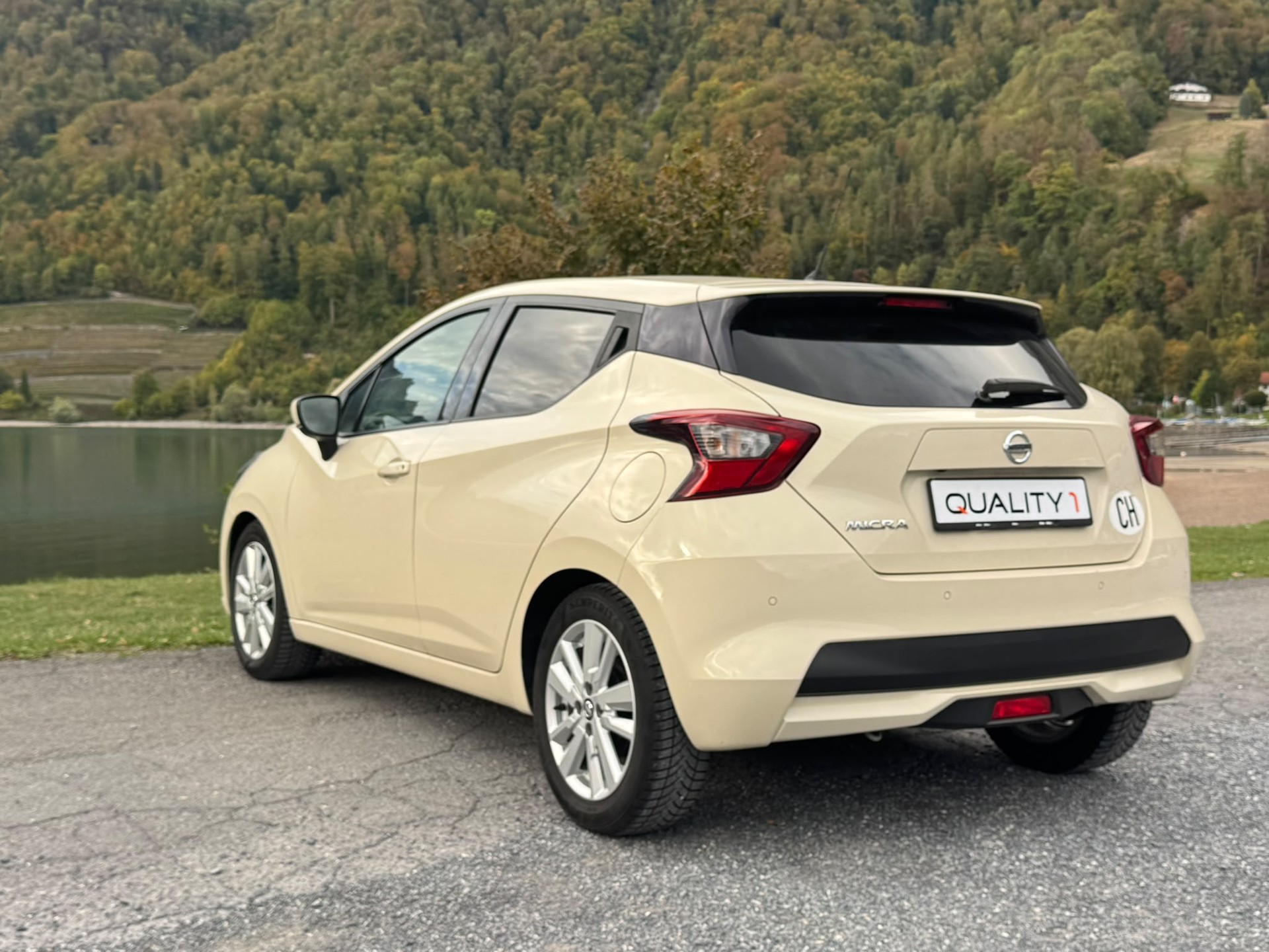 NISSAN Micra IG-T 100 n-connecta Xtronic-image-7