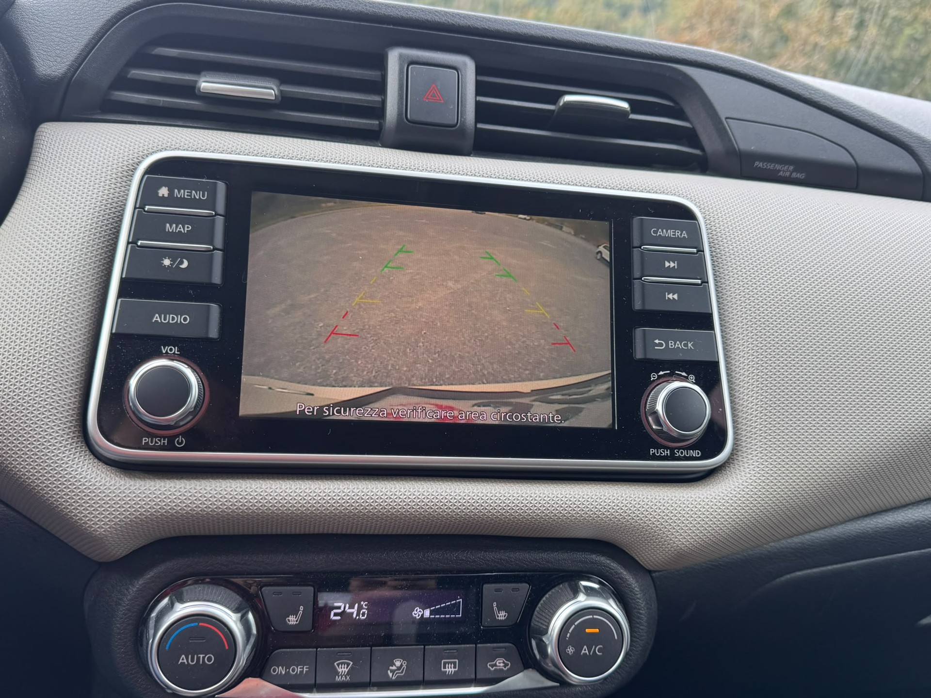 NISSAN Micra IG-T 100 n-connecta Xtronic-image-20