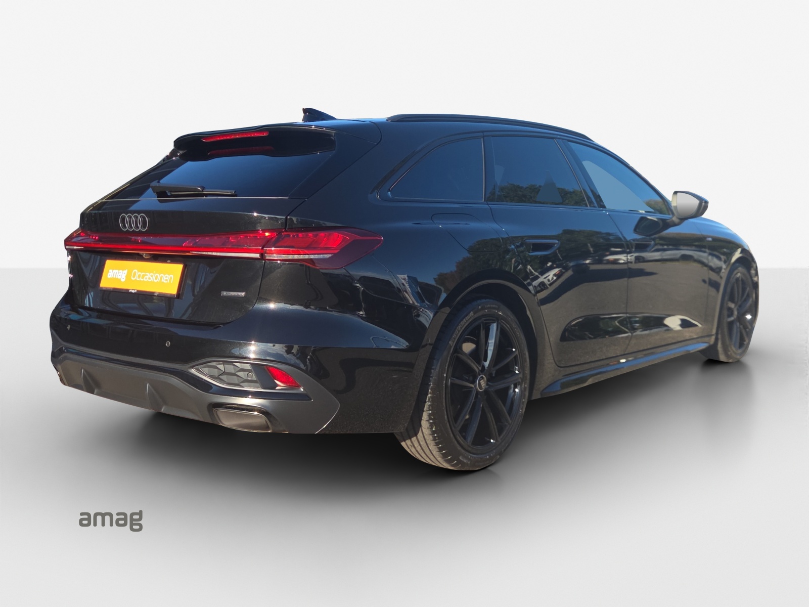 AUDI A5 Avant TFSI quattro 150 kW S tronic-image-4