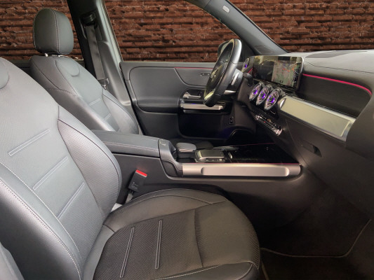 MERCEDES-BENZ EQB 350 AMG Line 4Matic-image-11