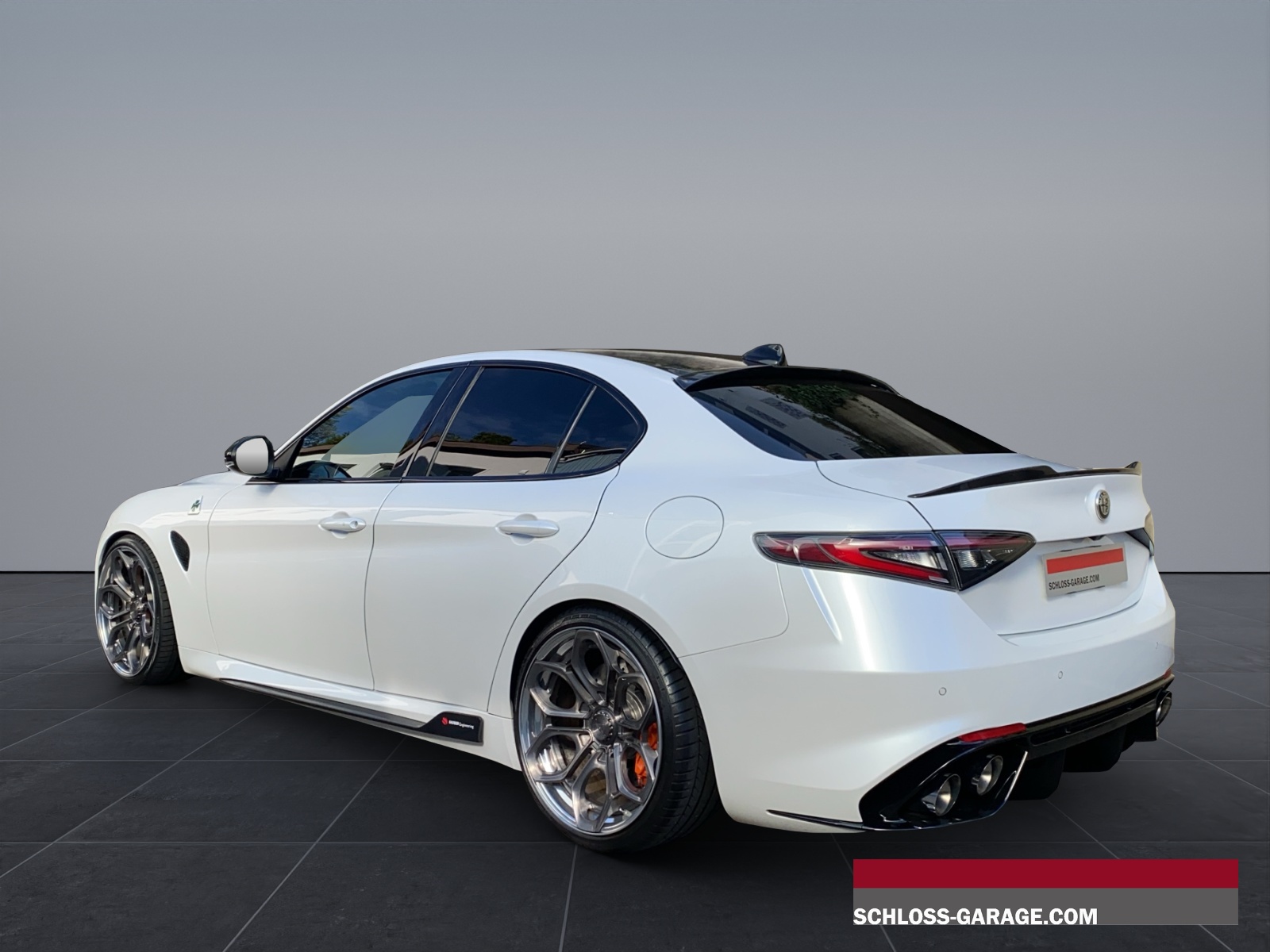 ALFA ROMEO Giulia 2.9 V6 510 AT Quadr-image-3