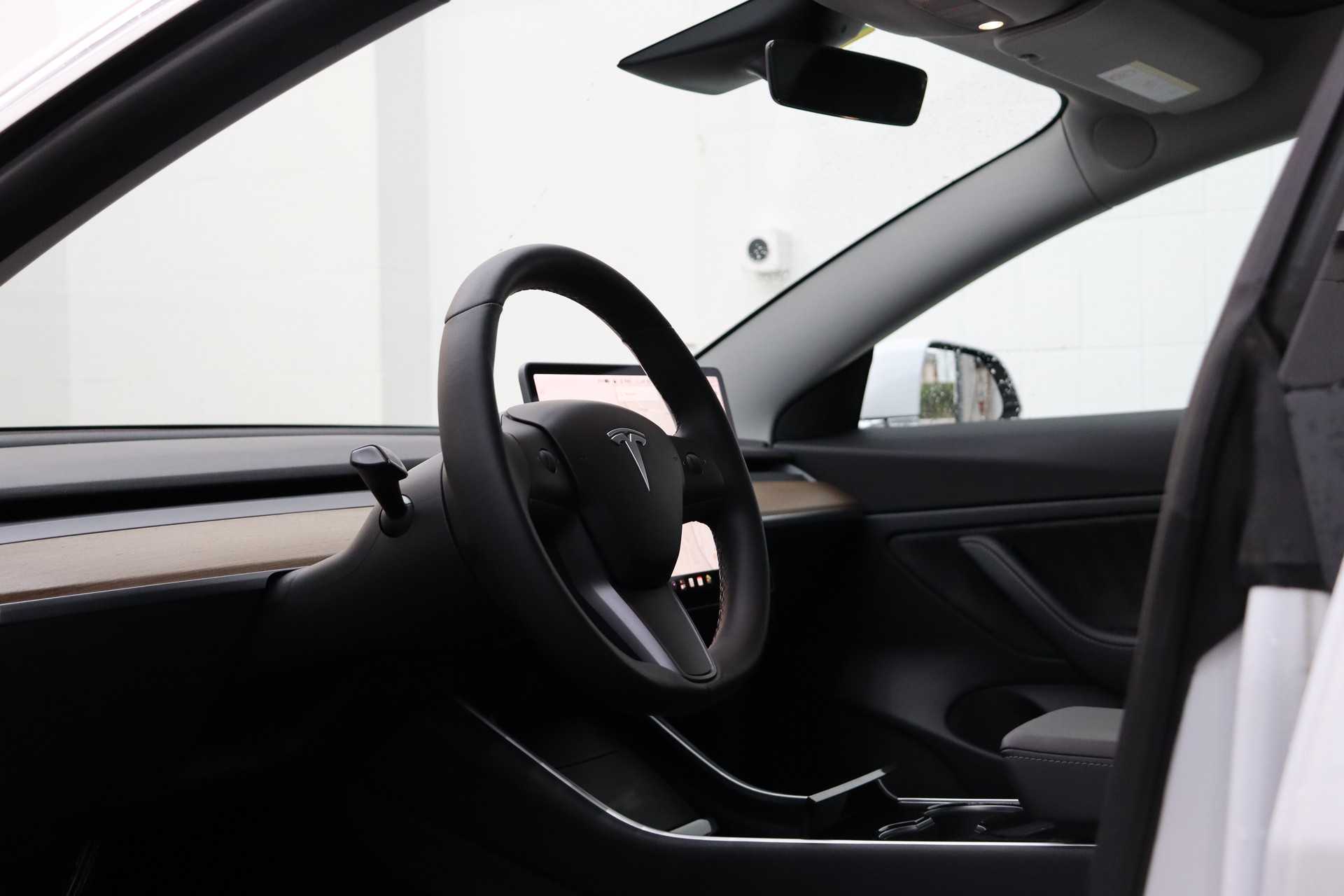 TESLA Model 3 Long Range Dual Motor AWD-image-13