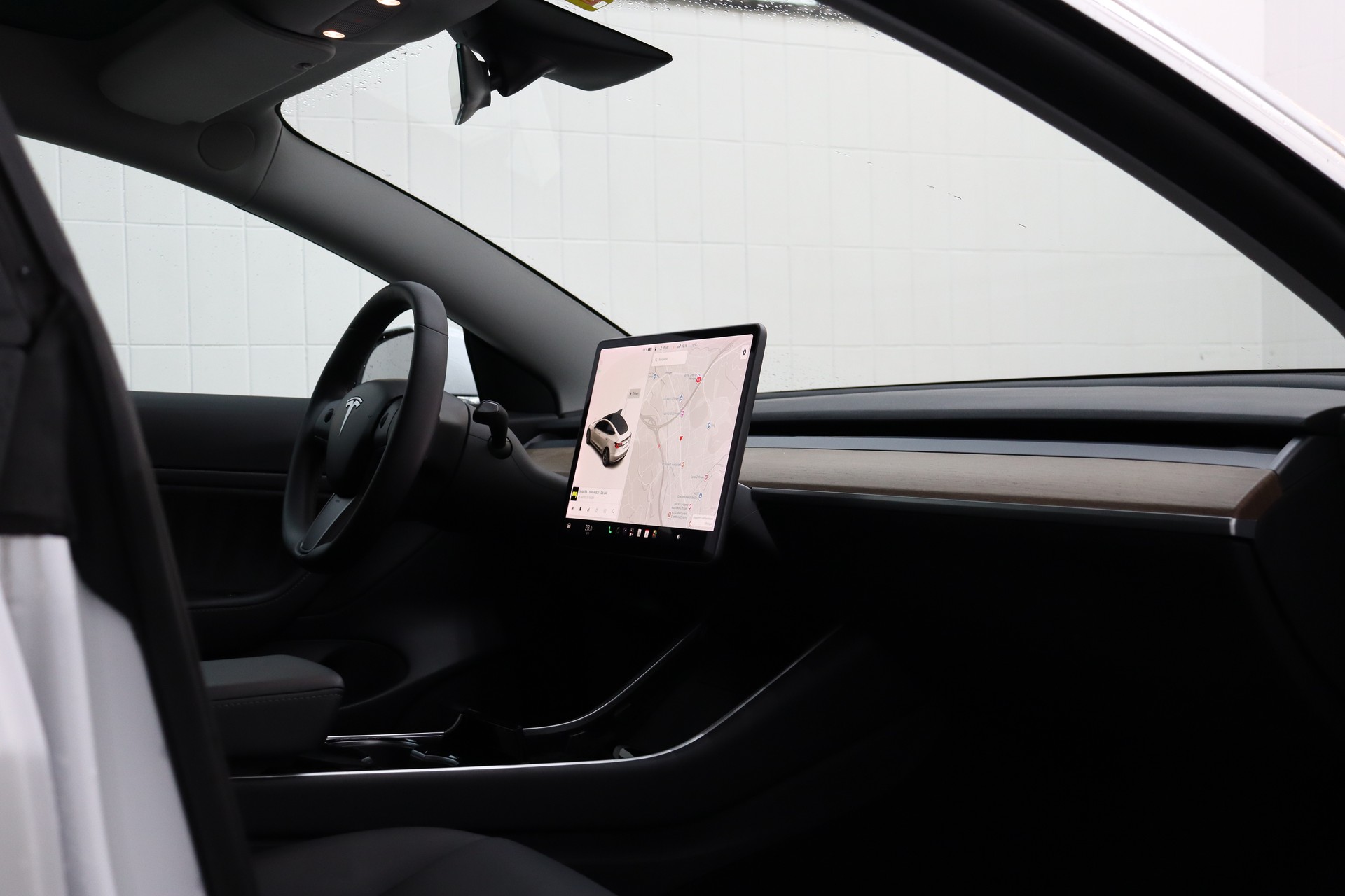 TESLA Model 3 Long Range Dual Motor AWD-image-15