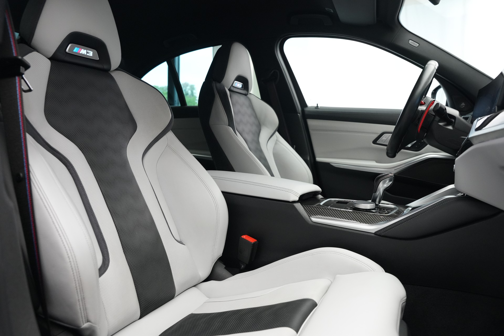 BMW M3 Competition M xDrive *Keramik* *Carbon* *CH-Fahrzeug*-image-15