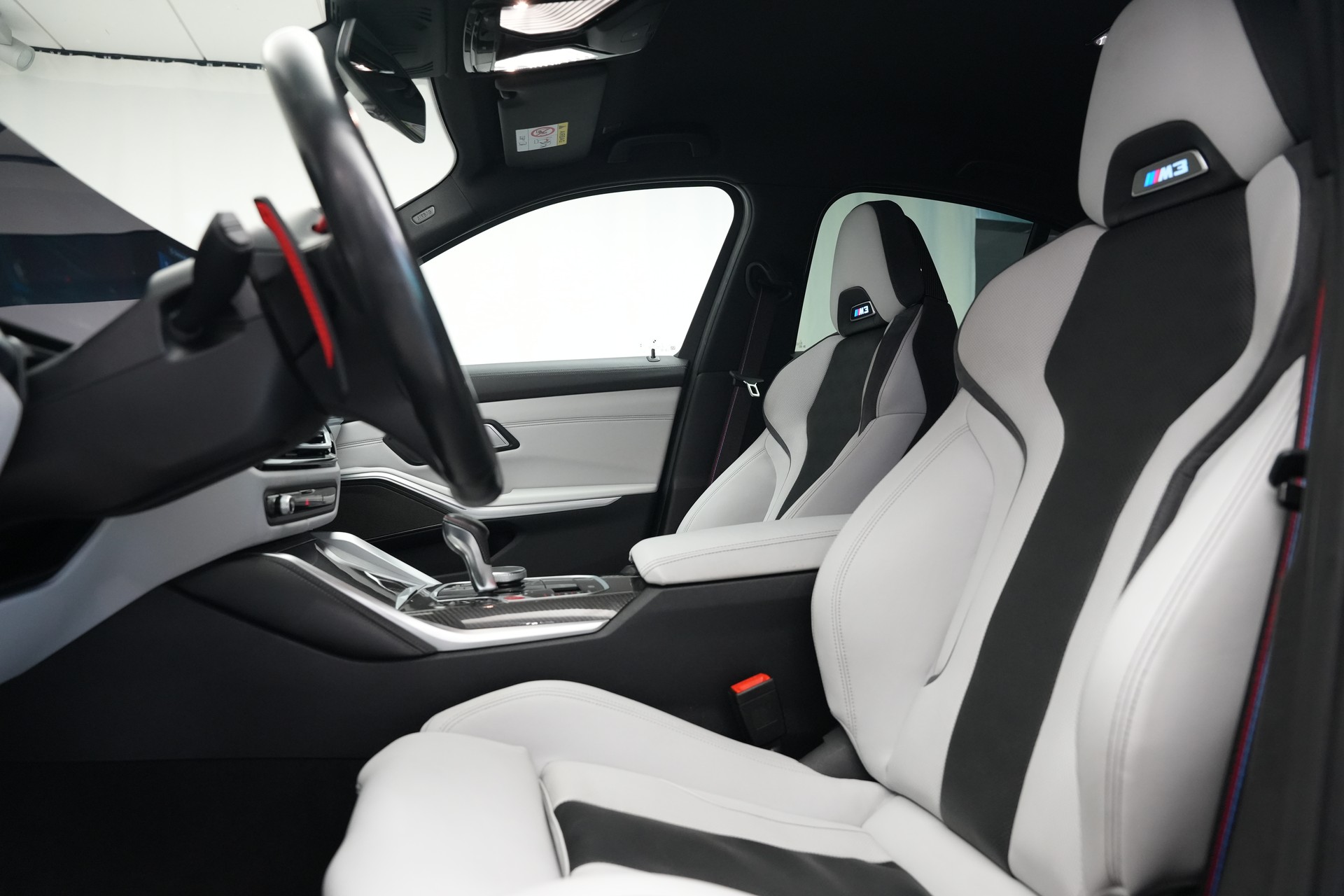 BMW M3 Competition M xDrive *Keramik* *Carbon* *CH-Fahrzeug*-image-13