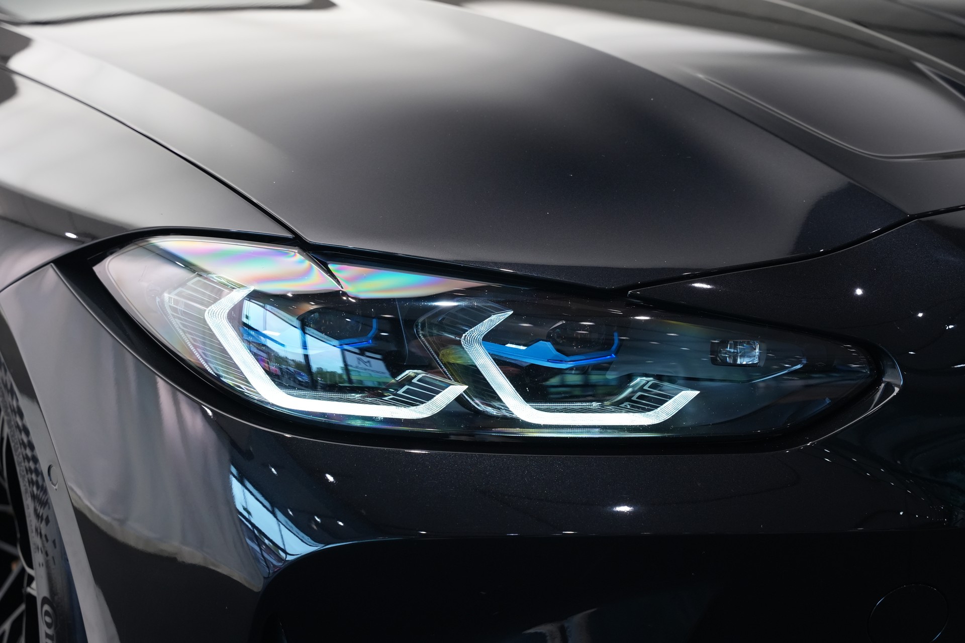 BMW M3 Competition M xDrive *Keramik* *Carbon* *CH-Fahrzeug*-image-61
