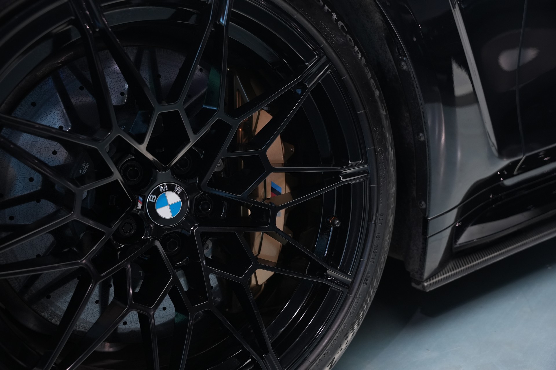 BMW M3 Competition M xDrive *Keramik* *Carbon* *CH-Fahrzeug*-image-57