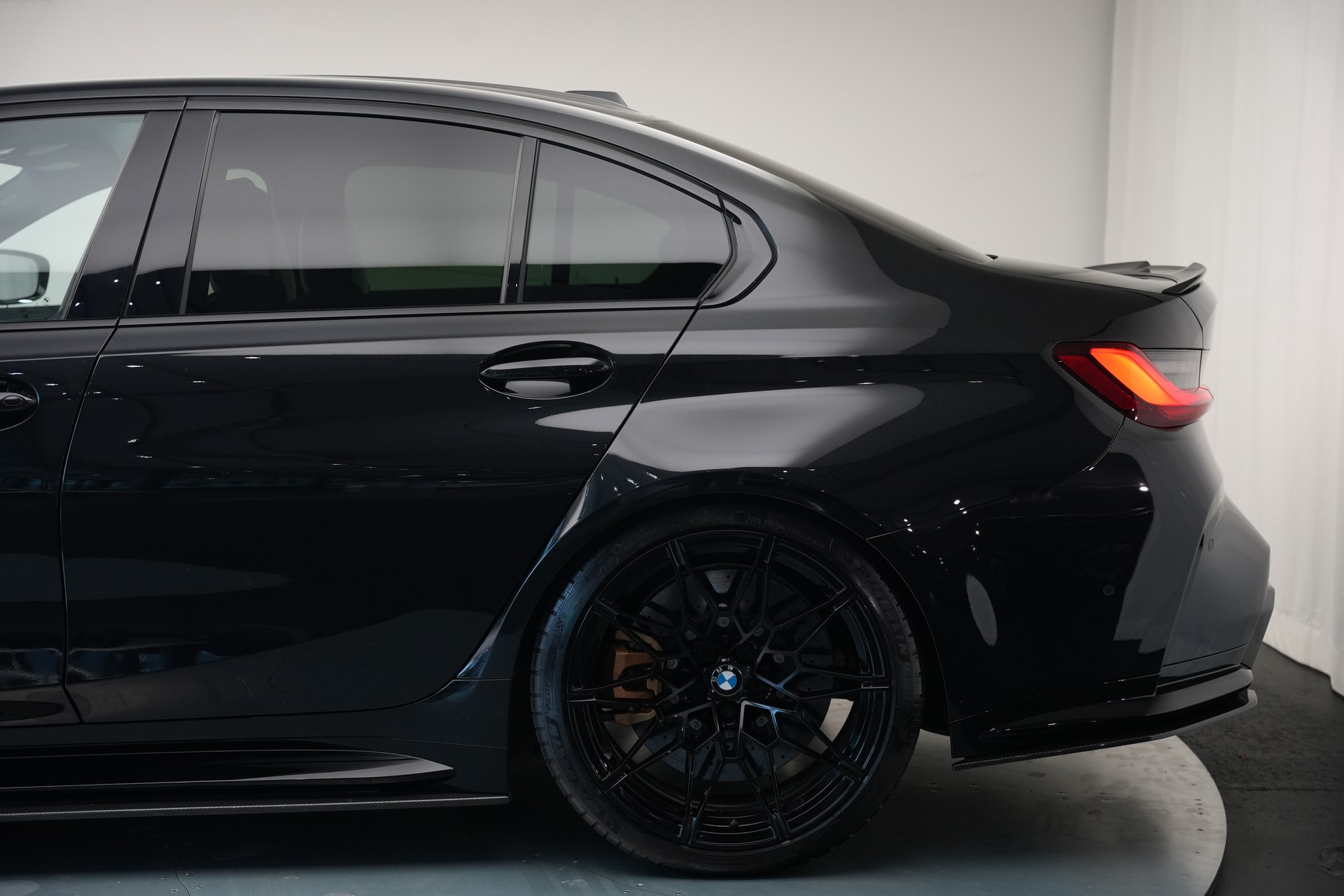 BMW M3 Competition M xDrive *Keramik* *Carbon* *CH-Fahrzeug*-image-52