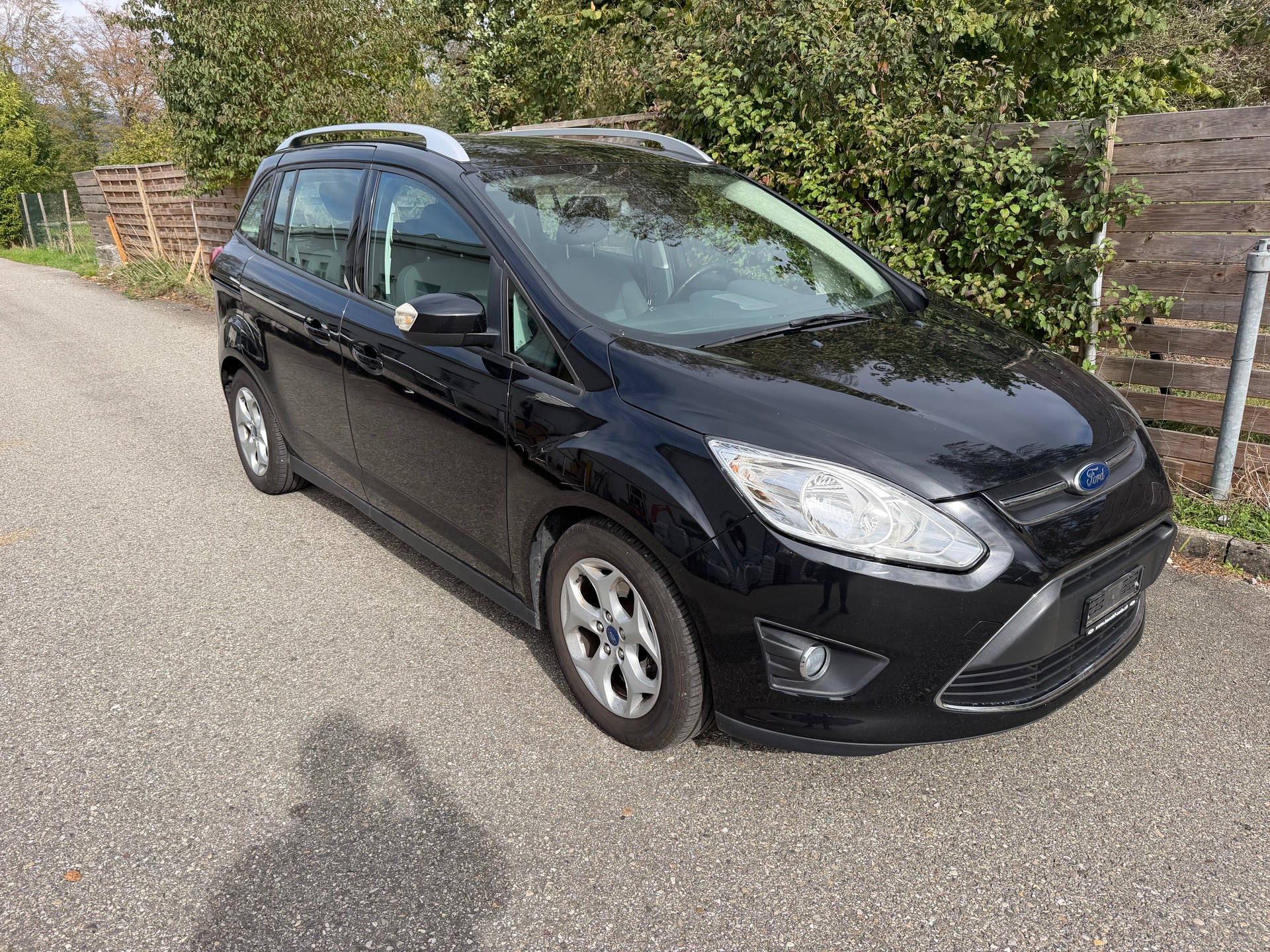 FORD Grand C-Max 1.0 SCTi Titanium-image-1