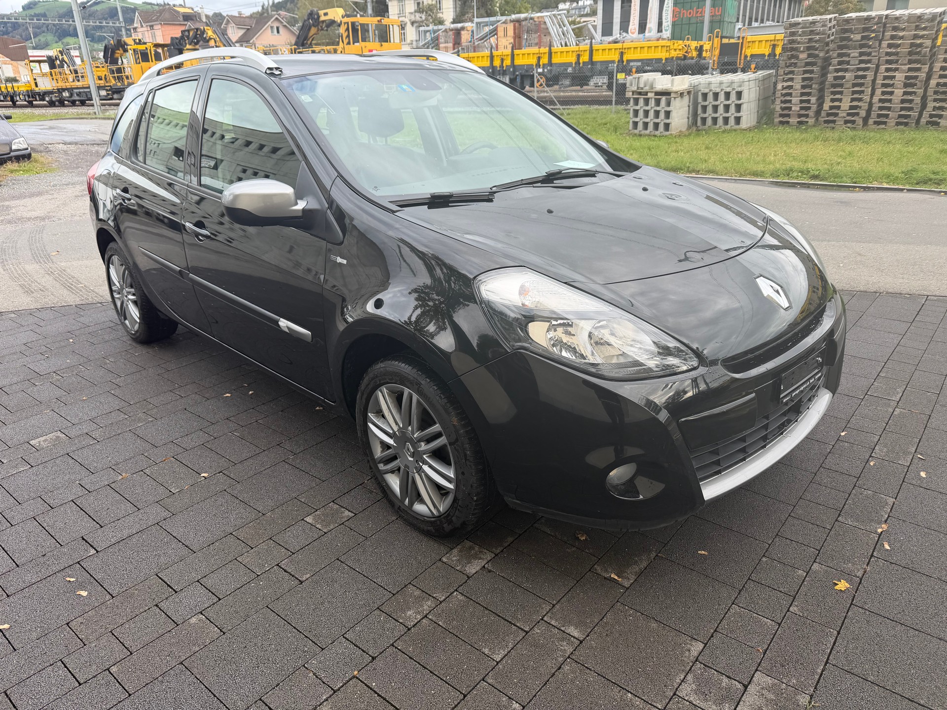 RENAULT Clio Grandtour 1.2 16V Turbo Yahoo-image-2