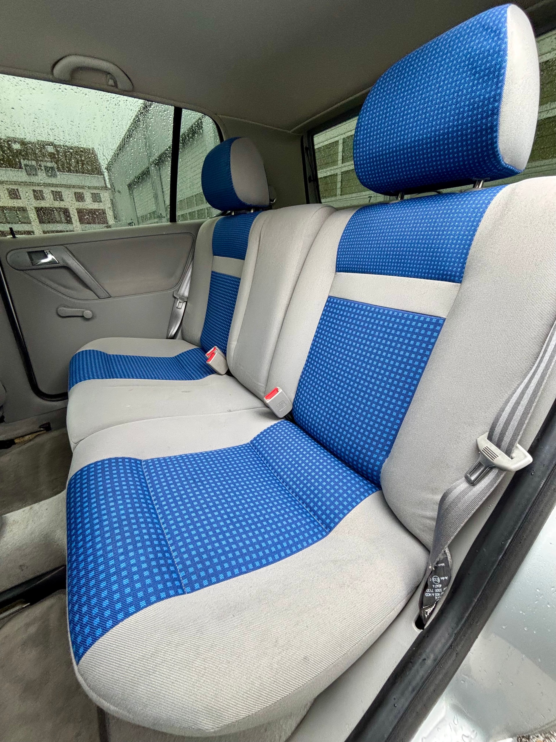 VW Polo 75 Trendline-image-12