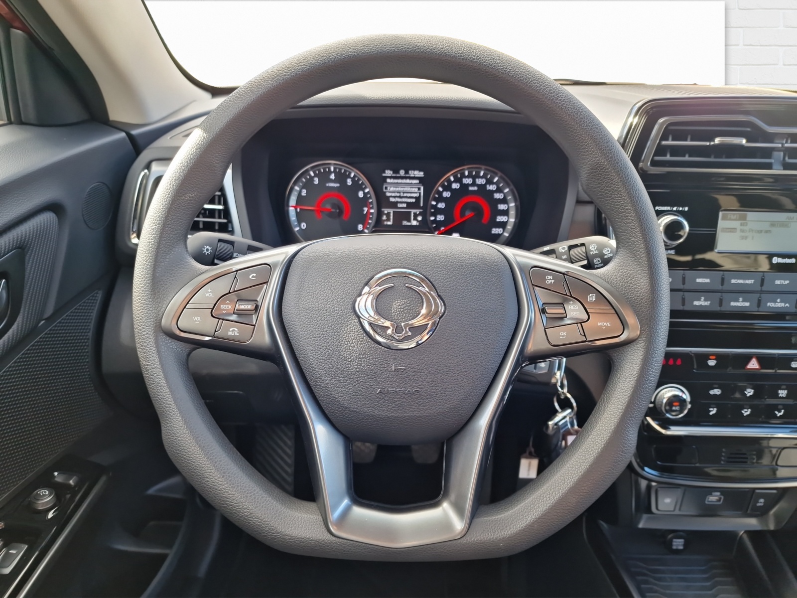 KGM-SsangYong Tivoli 1.2 T-Gdi Crystal-image-8