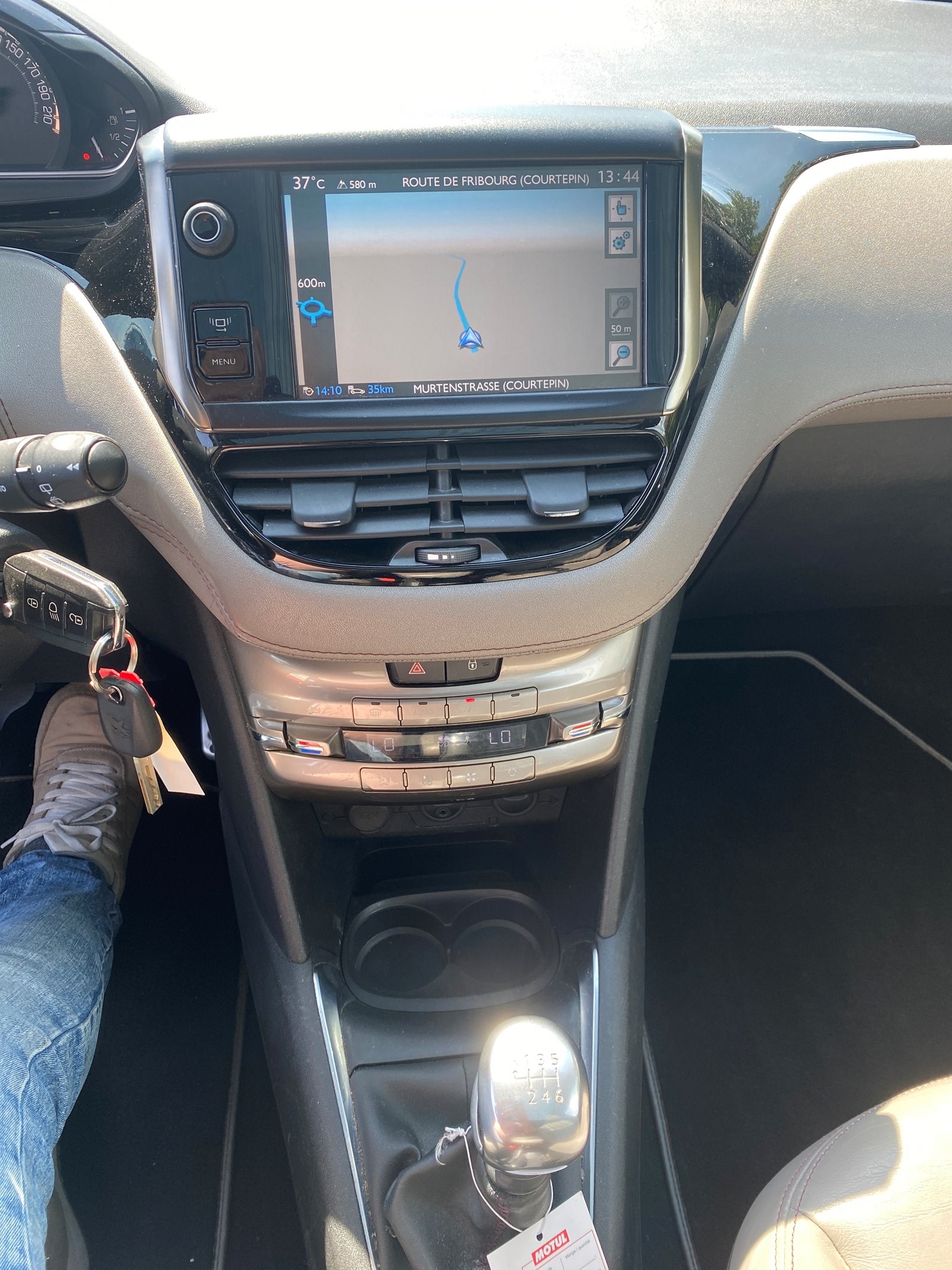 PEUGEOT 208 1.6 Turbo XY-image-7