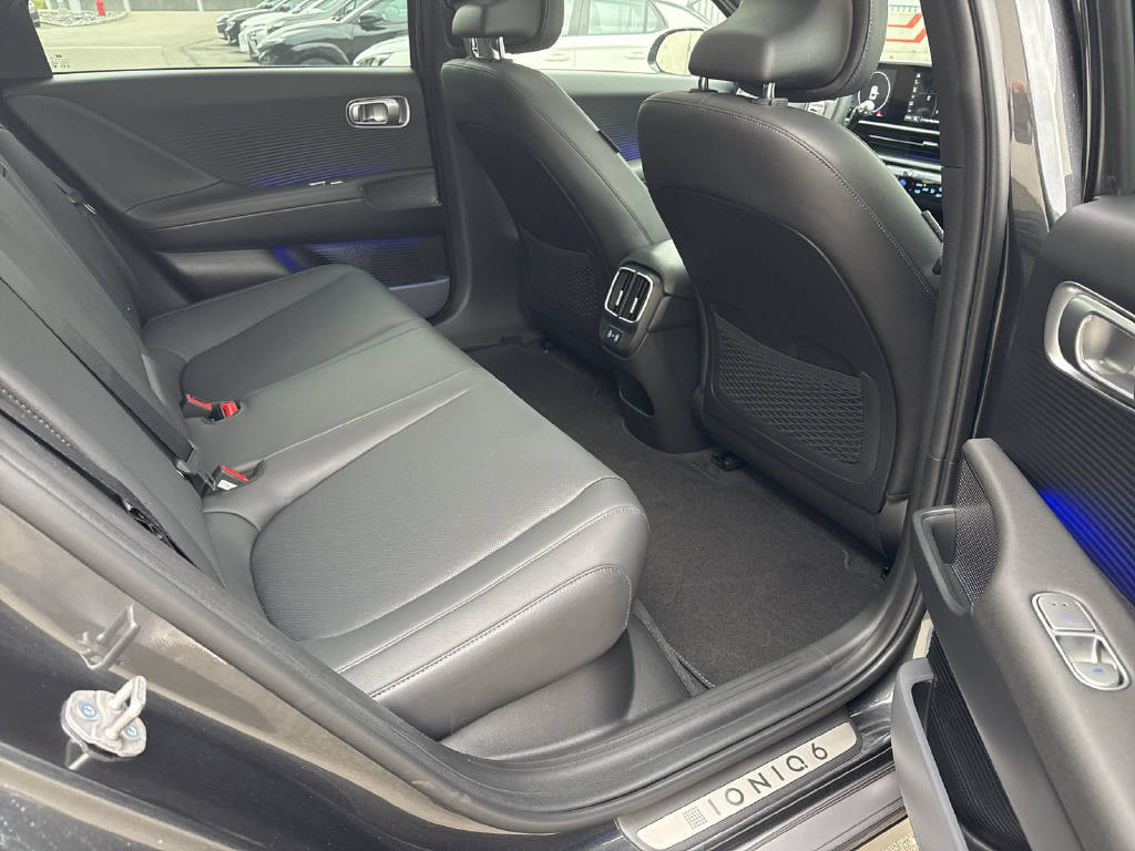 HYUNDAI Ioniq 6 Launch Edition 4WD-image-15