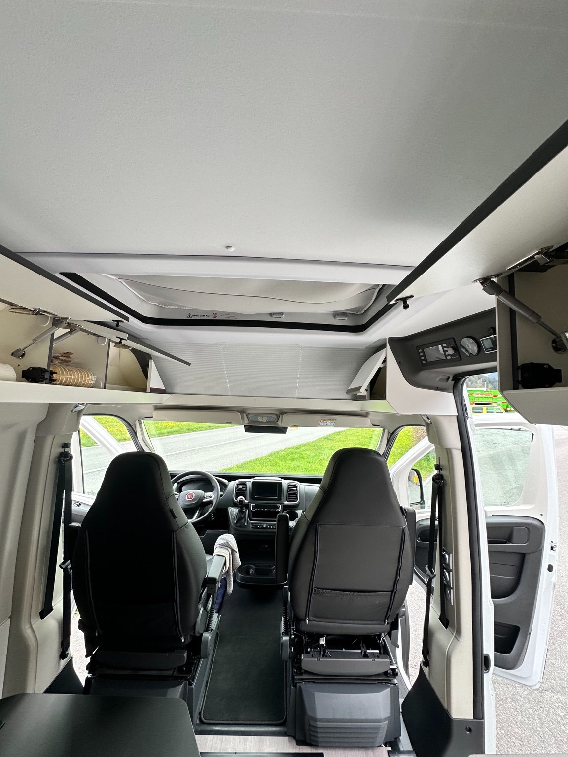 FIAT Ducato ADRIA TWIN SPORTS 640 SGX-image-12