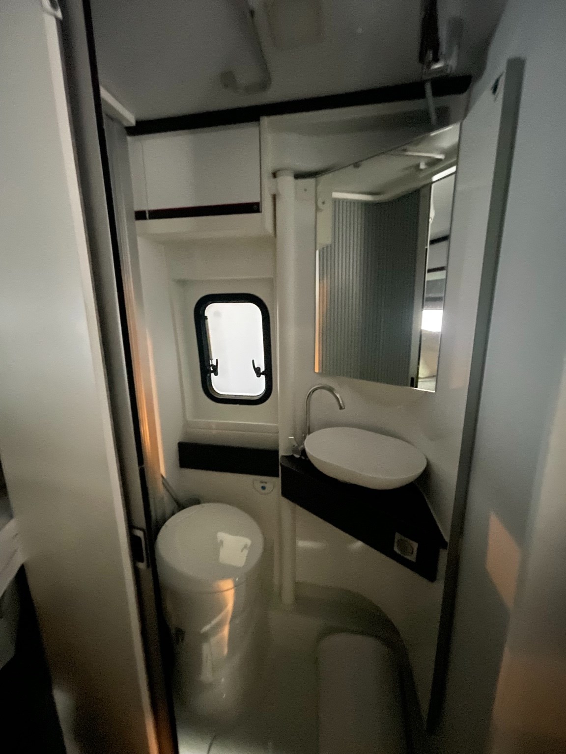 FIAT Ducato ADRIA TWIN SPORTS 640 SGX-image-6