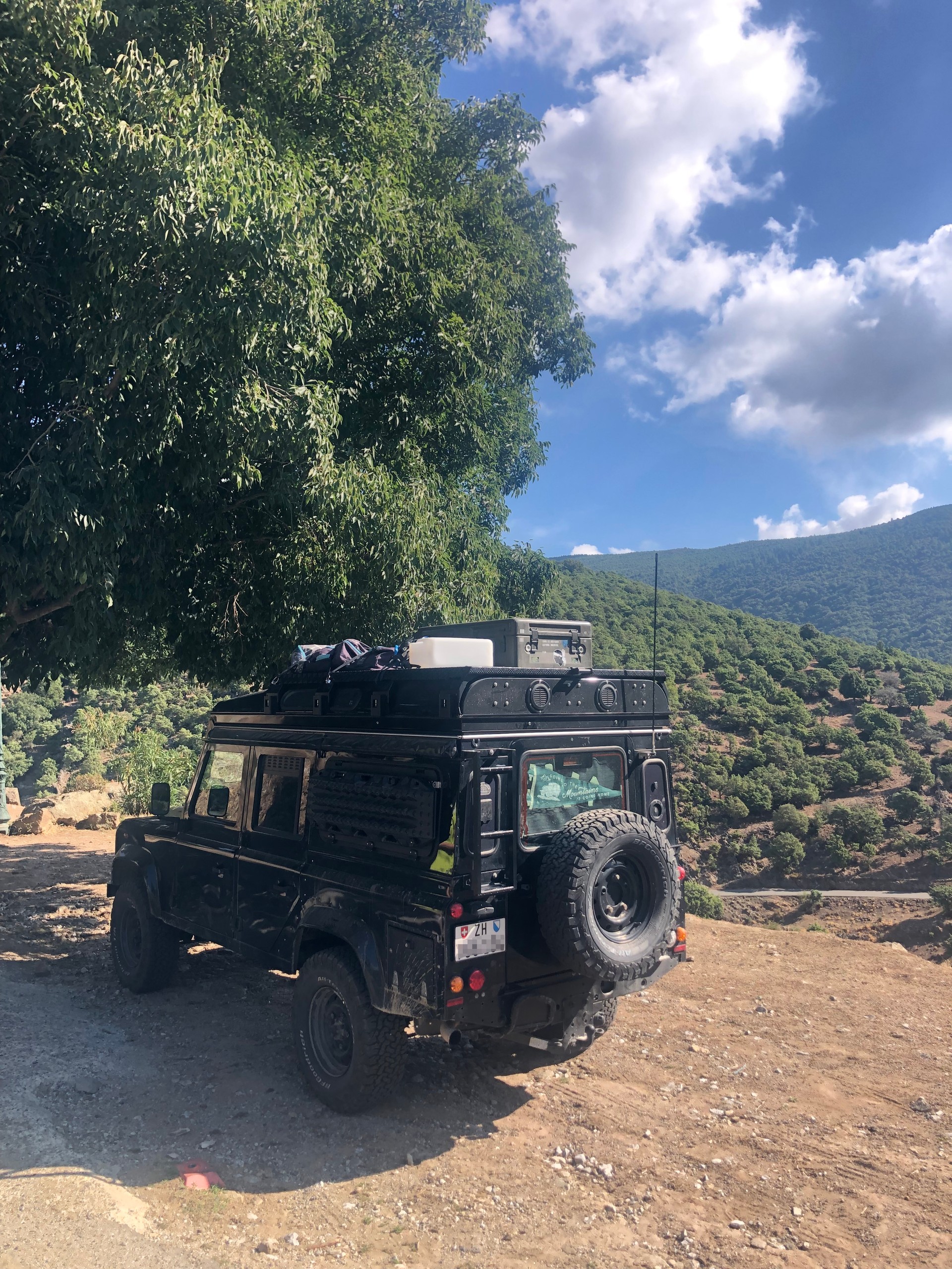 LAND ROVER 110 TD4 Wohnmobil mit Hubdach-image-2