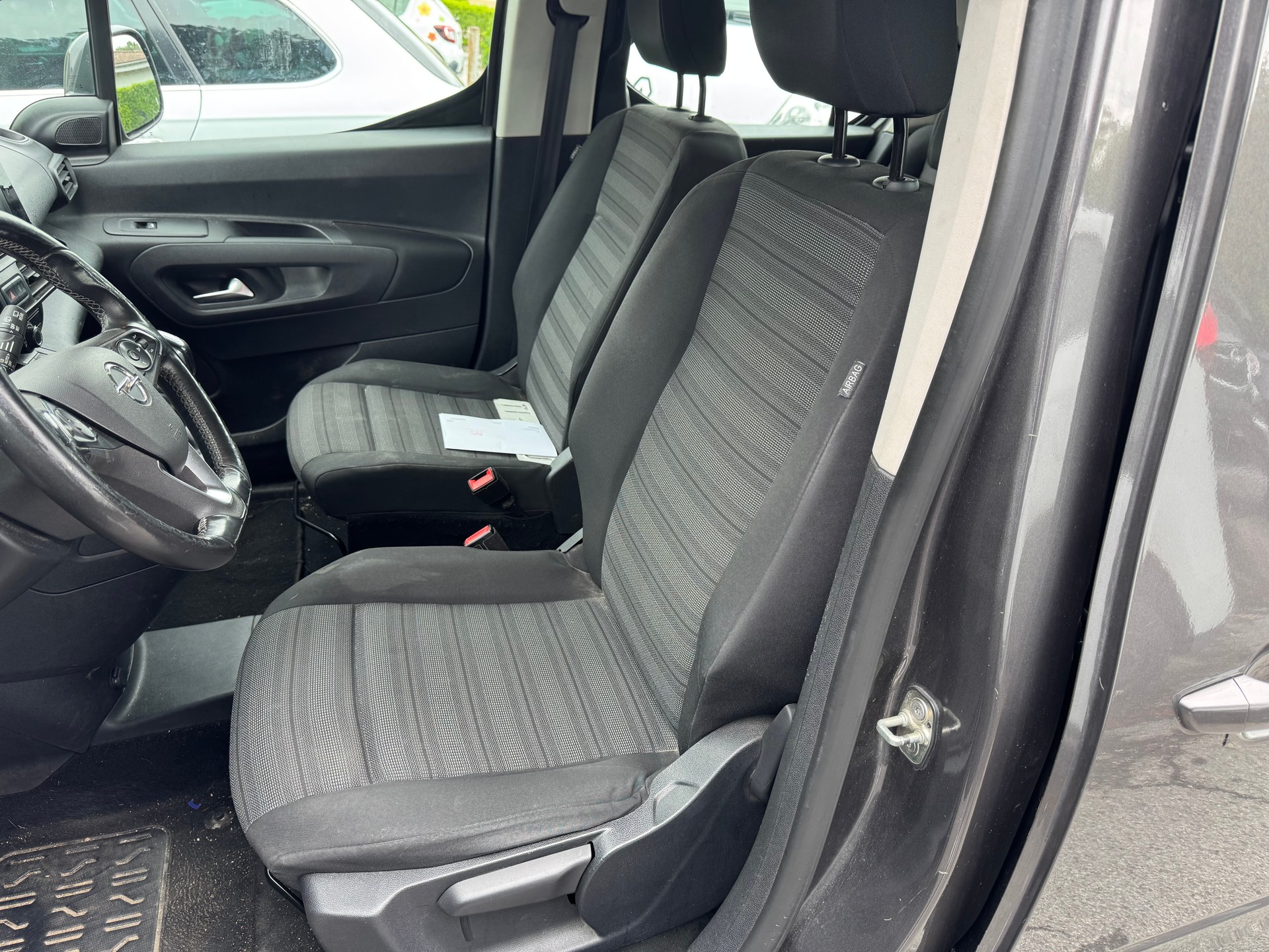 OPEL Combo Life 1.5 Enjoy-image-7