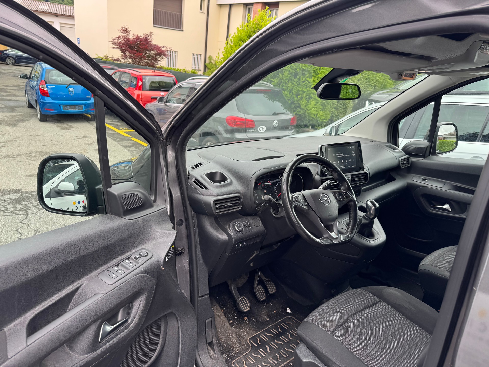 OPEL Combo Life 1.5 Enjoy-image-6