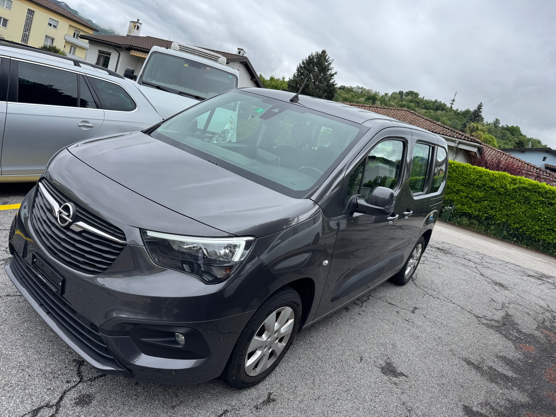 OPEL Combo Life 1.5 Enjoy-image-1