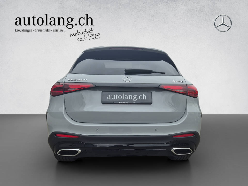 MERCEDES-BENZ GLC 300 AMG Line 4Matic-image-14