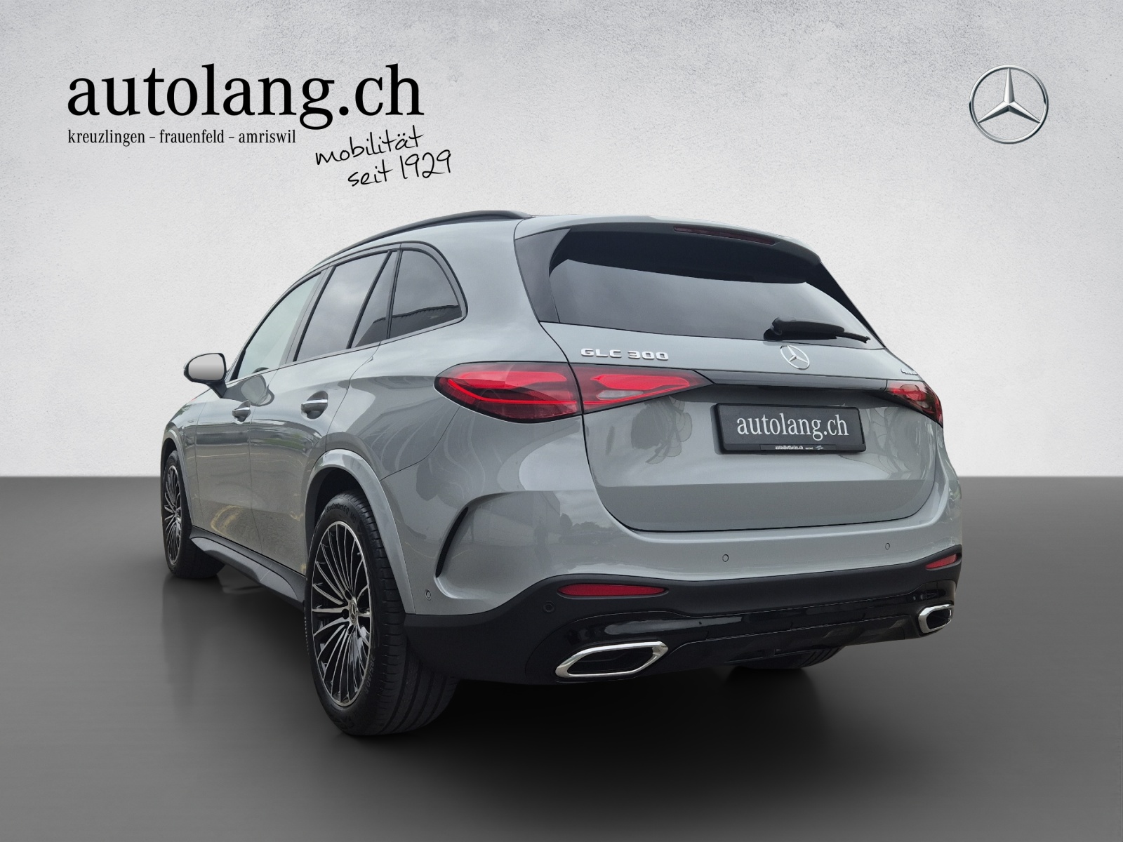 MERCEDES-BENZ GLC 300 AMG Line 4Matic-image-2