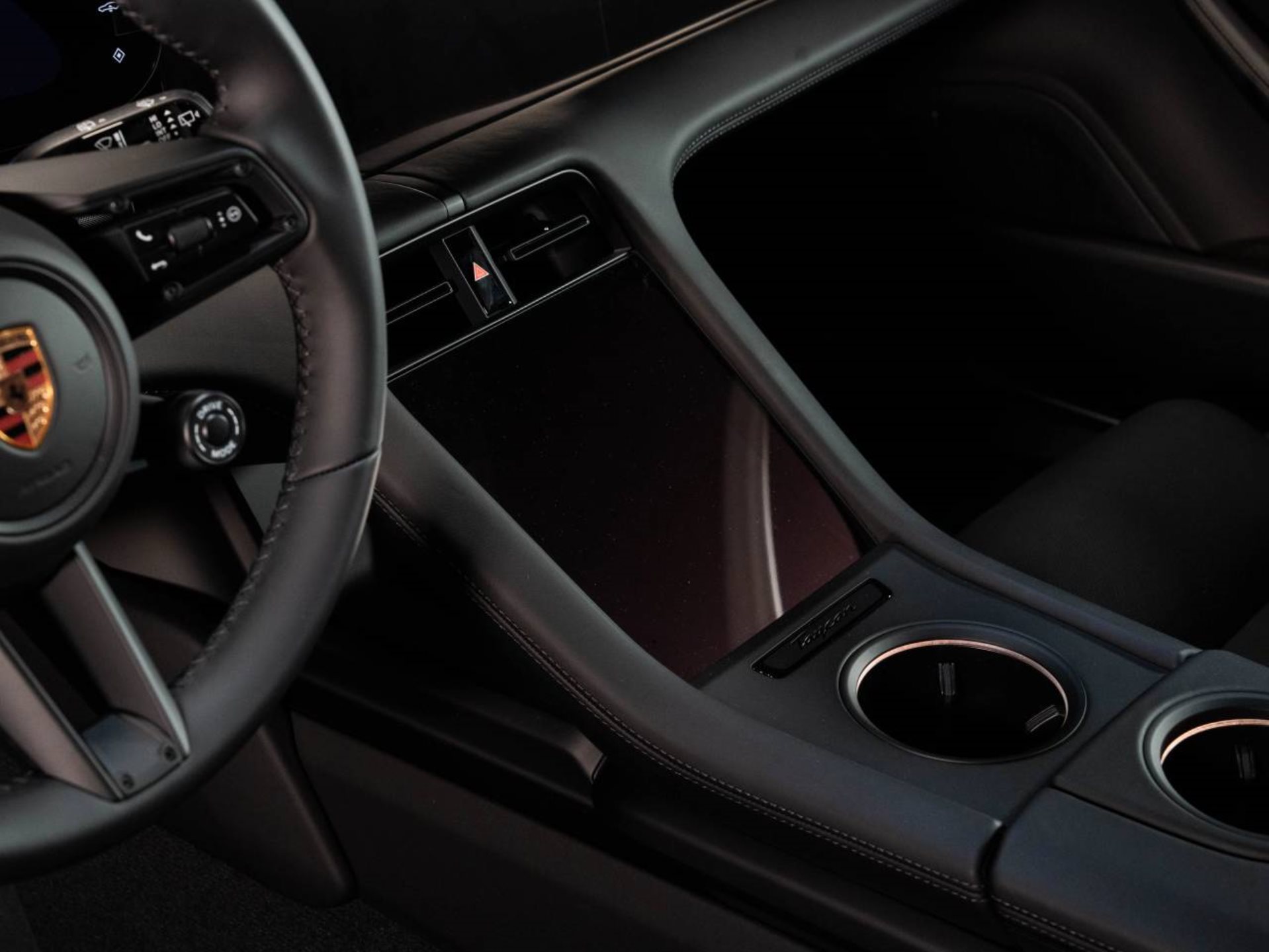 PORSCHE Taycan 4S Cross Turismo-image-13