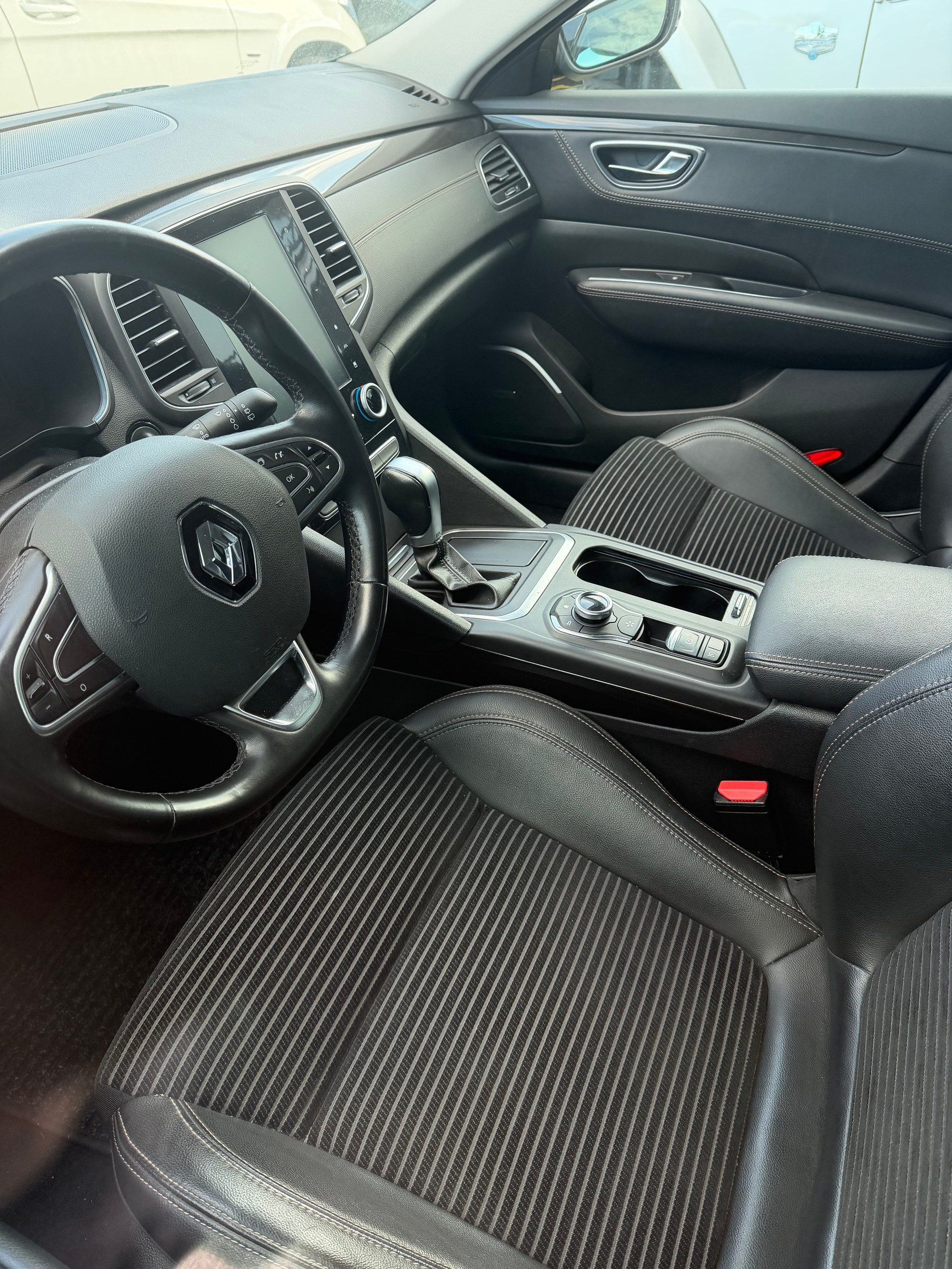 RENAULT Talisman Grandtour 1.6 dCi Intens EDC-image-4