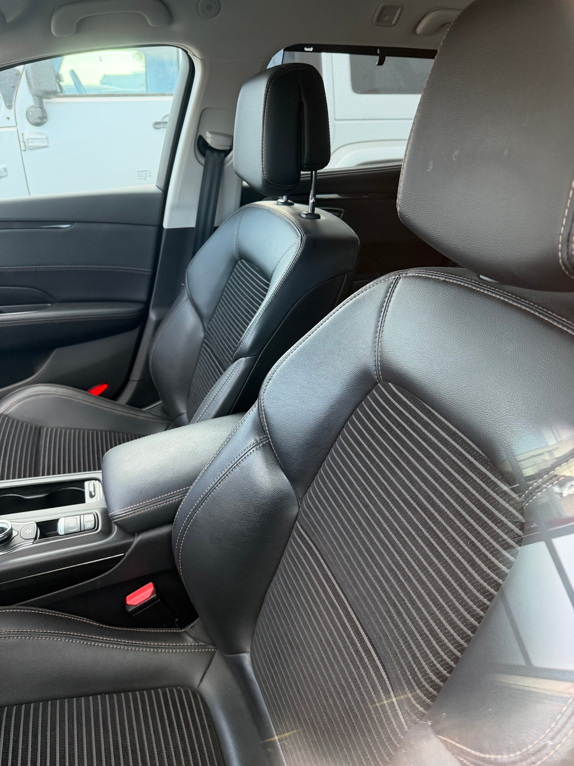 RENAULT Talisman Grandtour 1.6 dCi Intens EDC-image-5