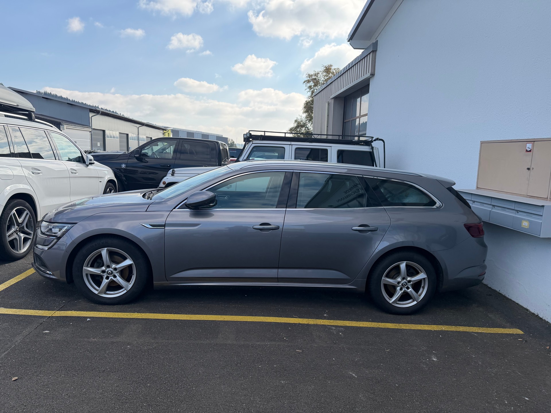 RENAULT Talisman Grandtour 1.6 dCi Intens EDC-image-2