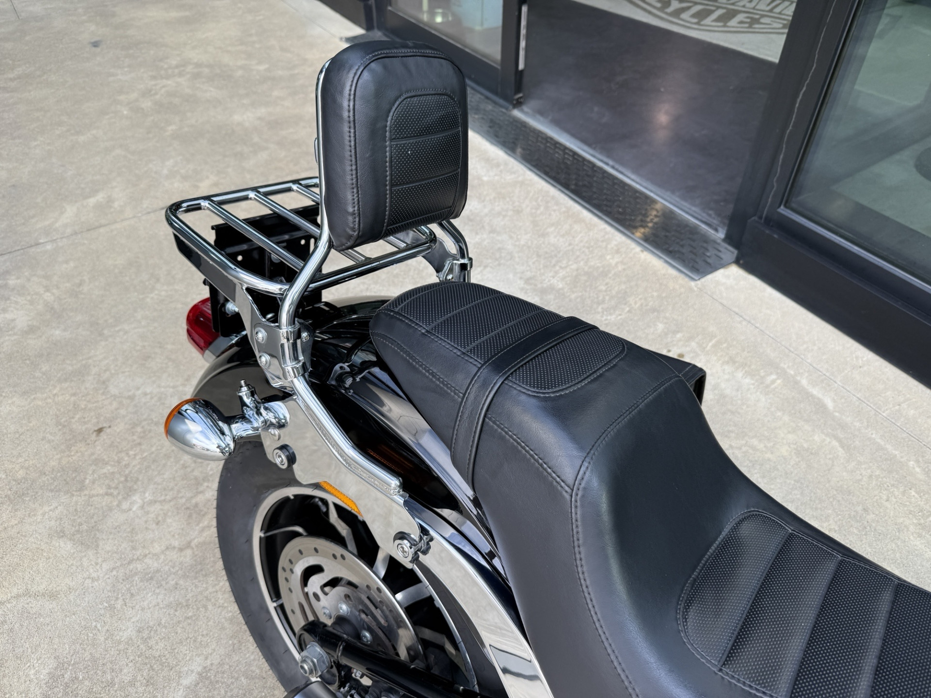 HARLEY-DAVIDSON FXLR 1745 Low Rider 107-showroom-element-3