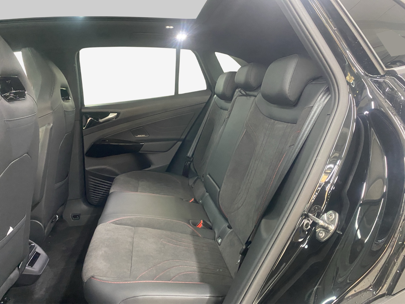 VW ID.4 GTX United 77 kWh 4Motion-image-11