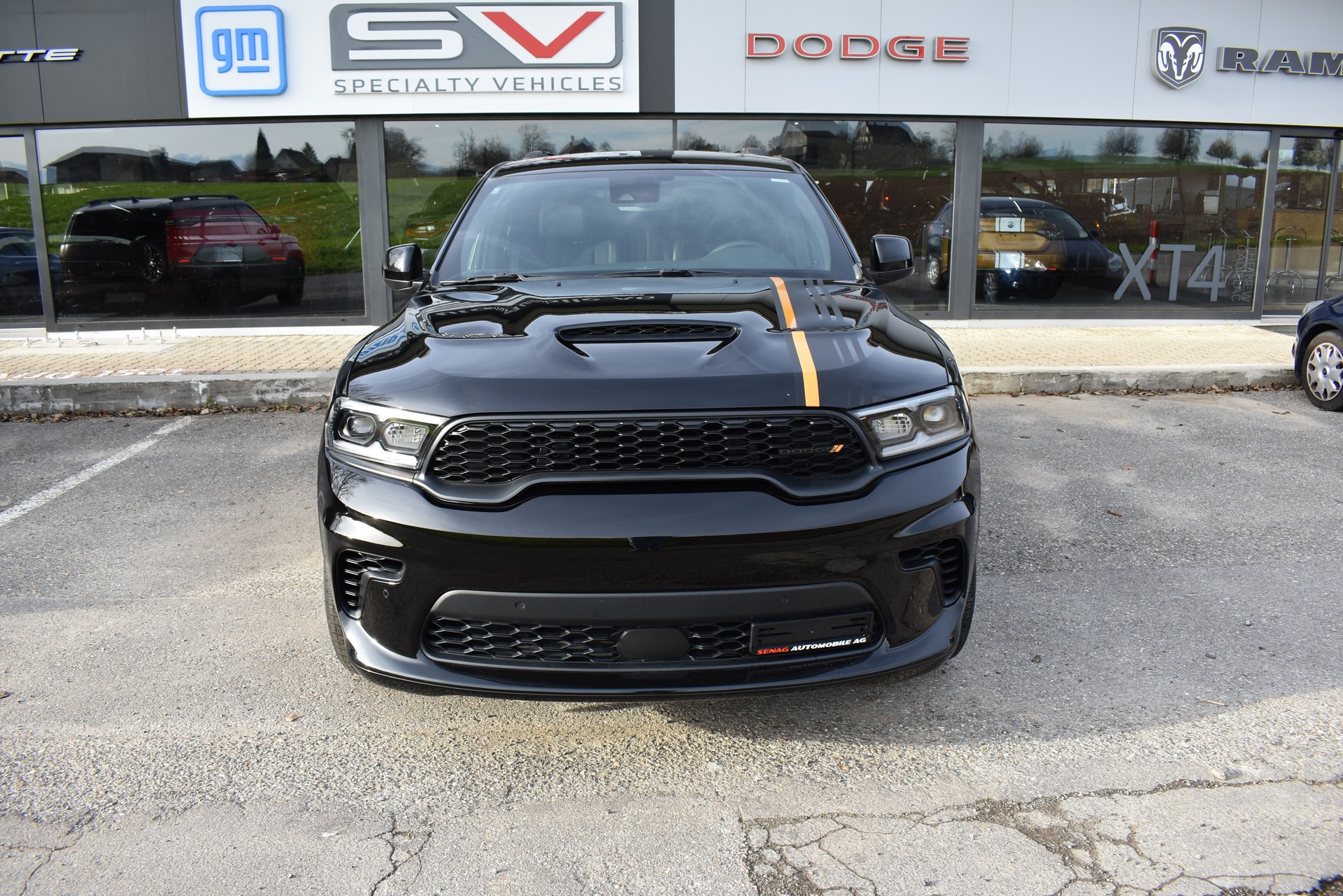 DODGE Durango R/T Plus HEMI Orange Edition-image-0
