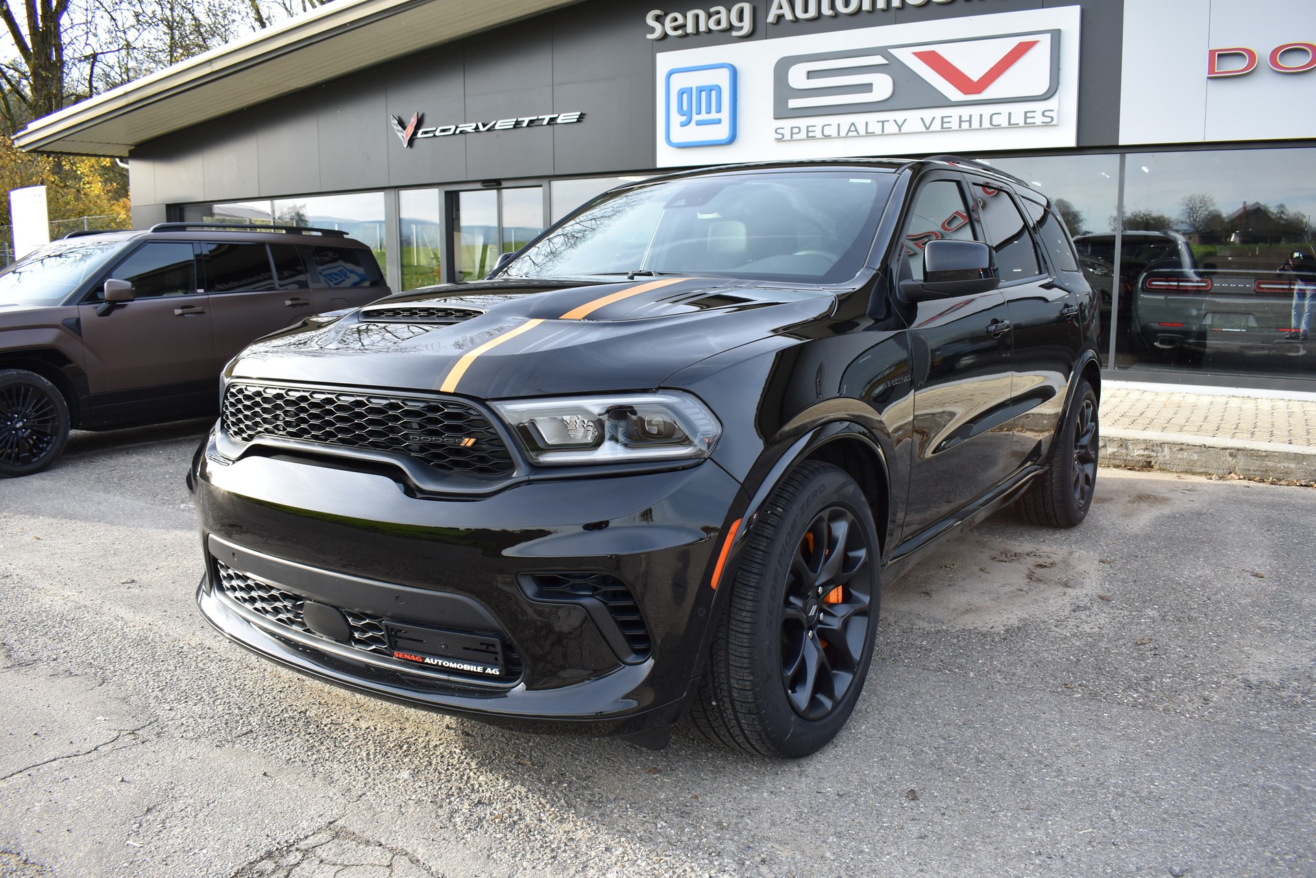 DODGE Durango R/T Plus HEMI Orange Edition-image-2