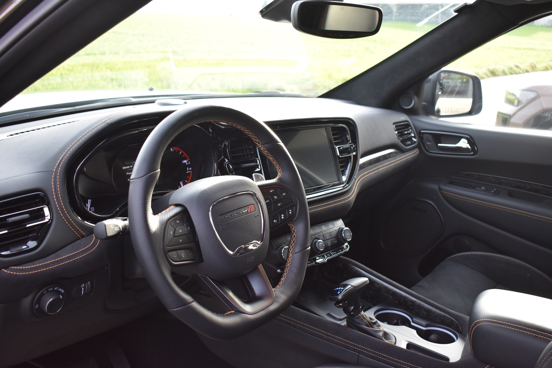 DODGE Durango R/T Plus HEMI Orange Edition-image-11