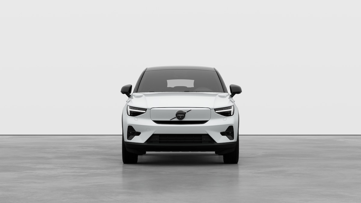 VOLVO EC40 Twin Performance Ultra Black Edition AWD-image-4