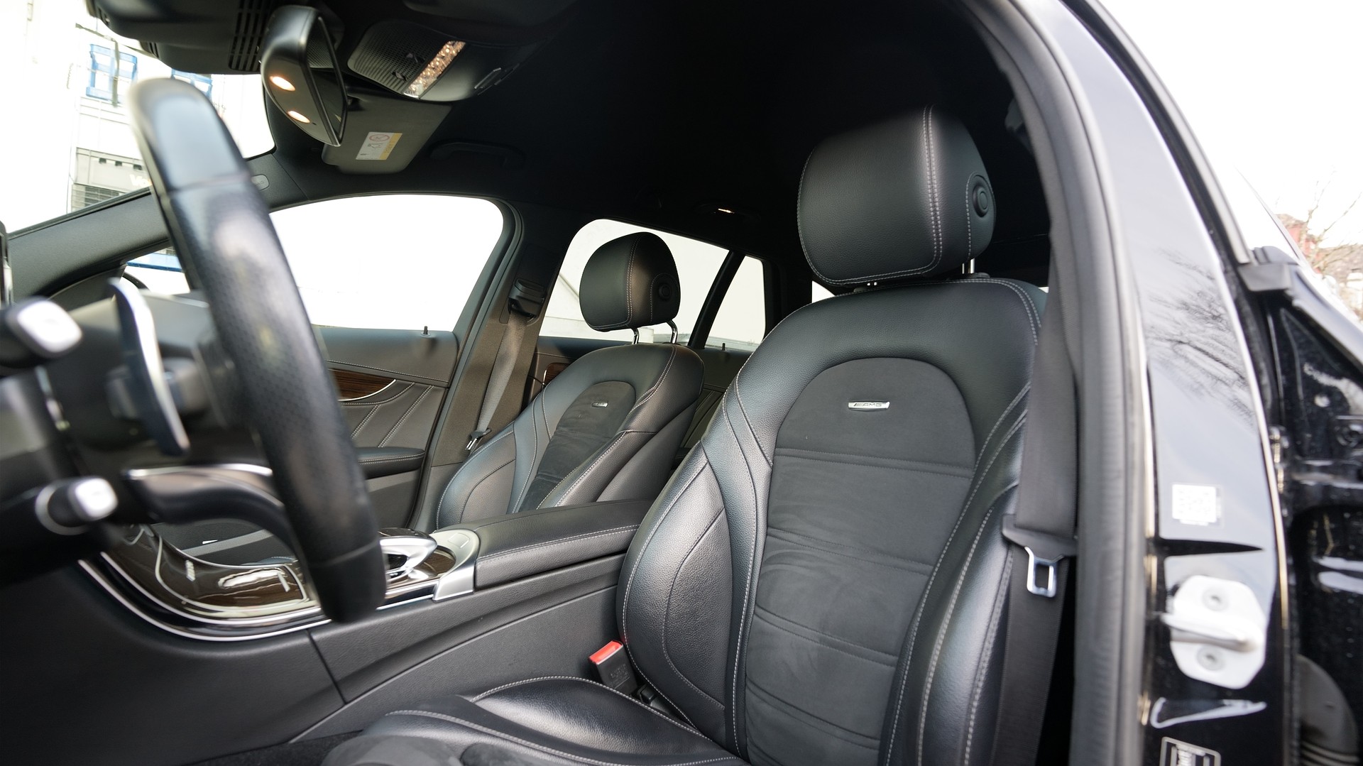 MERCEDES-BENZ C 63 AMG Speedshift-image-10