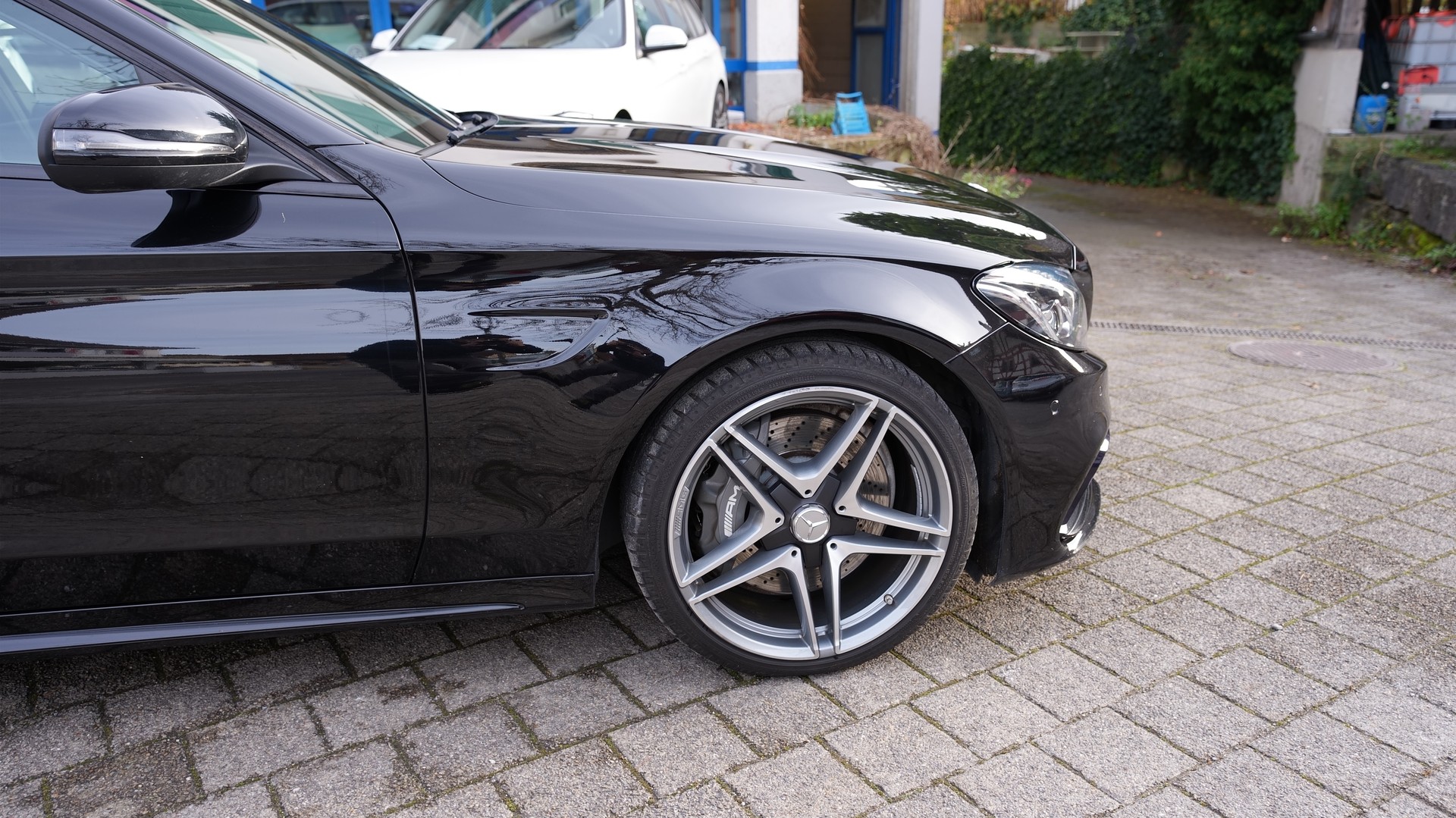 MERCEDES-BENZ C 63 AMG Speedshift-image-6