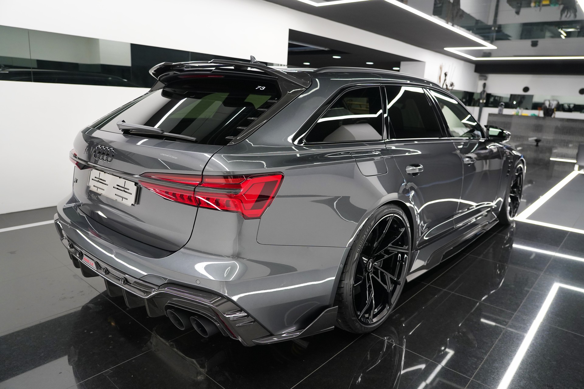 AUDI RS6 Avant 4.0 TFSI V8 qu ABT LE 1000-showroom-element-3