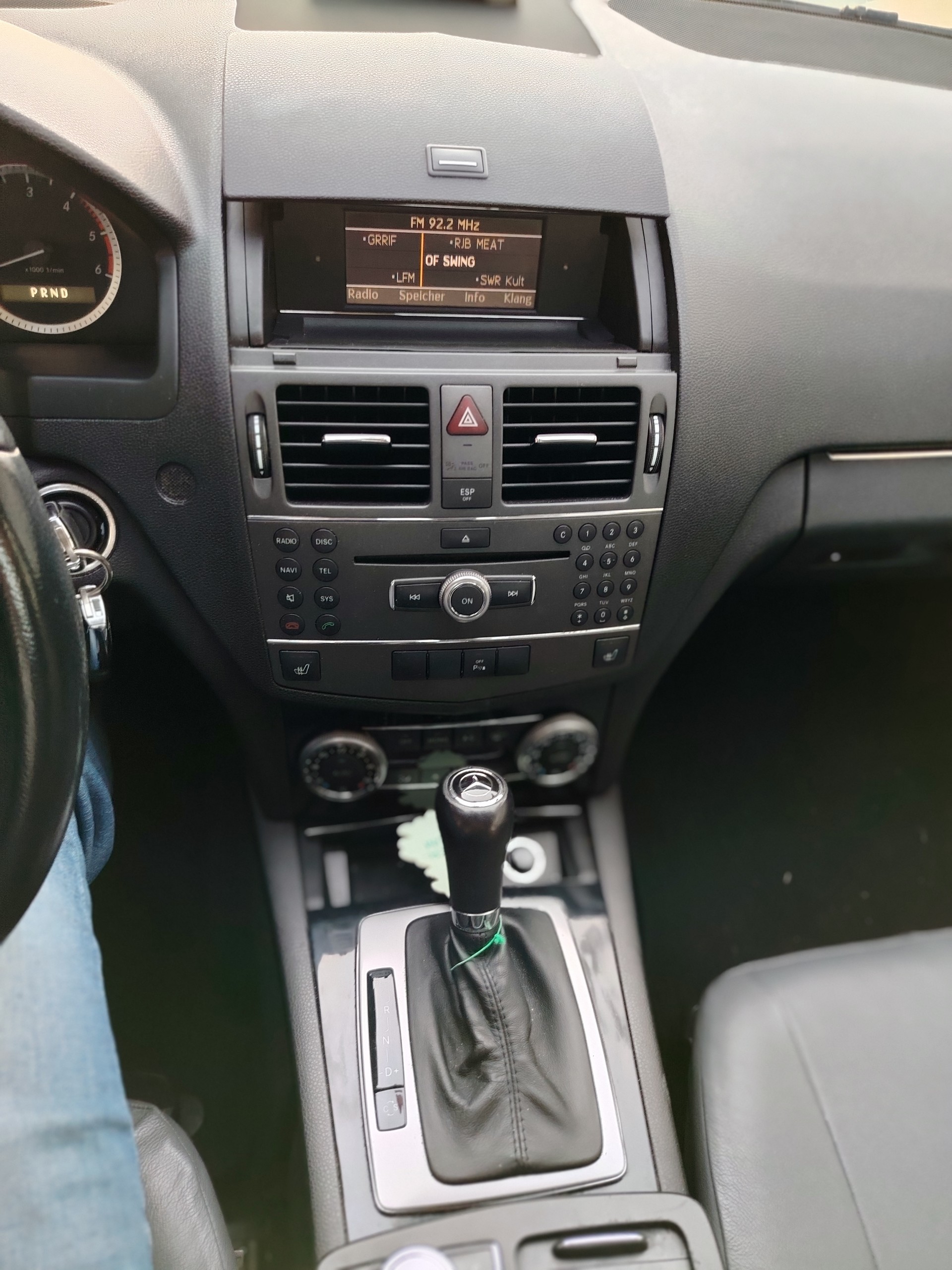 MERCEDES-BENZ C 220 CDI BlueEfficiency-image-10
