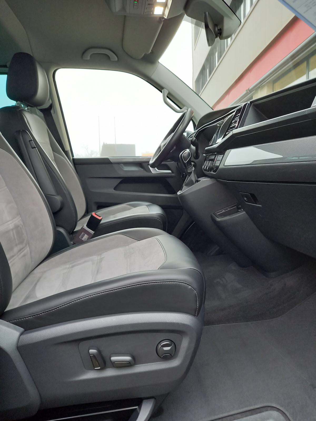VW T6.1 Multivan 2.0 Bi-TDI Highline 4Motion DSG-image-11