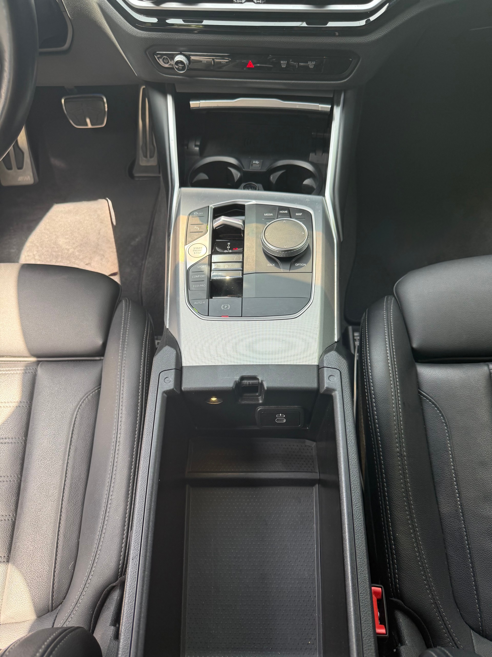 BMW M340d xDrive 48V Steptronic M Sport-image-11