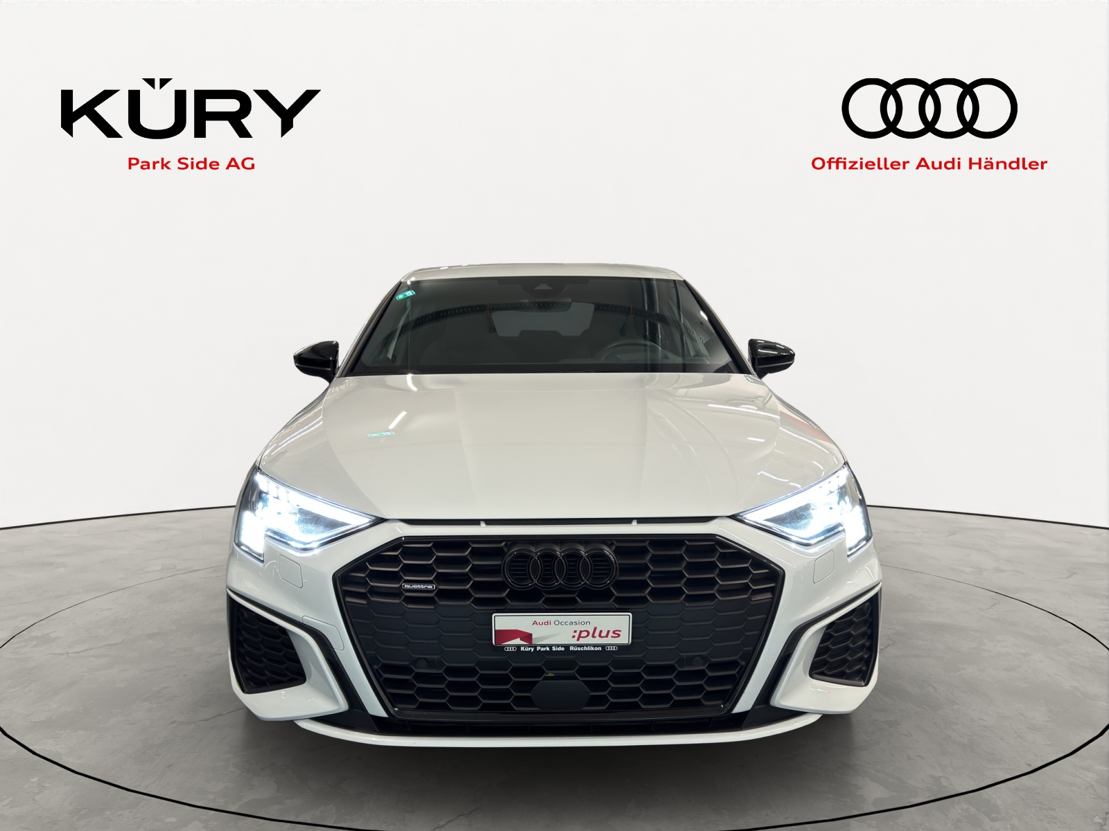 AUDI A3 Sportback 40 TFSI S line Quattro 190PS-image-1