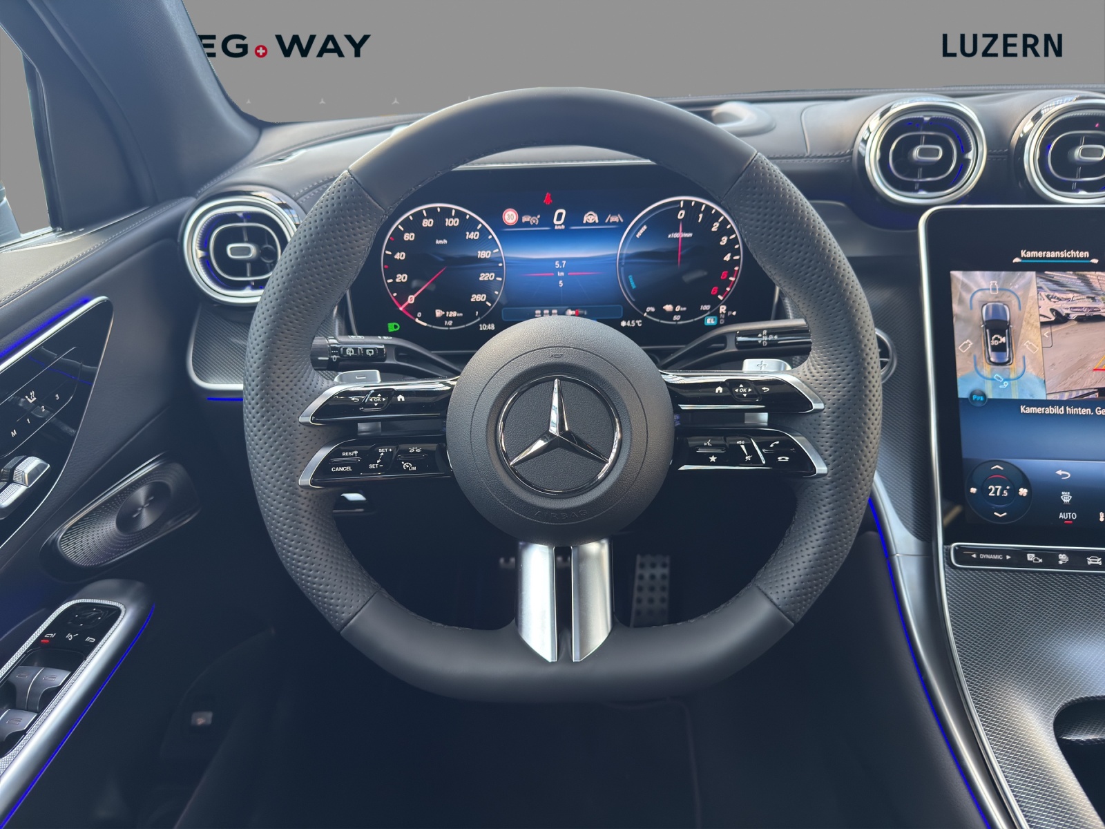 MERCEDES-BENZ GLC 300 de 4Matic 9G-Tronic-image-11