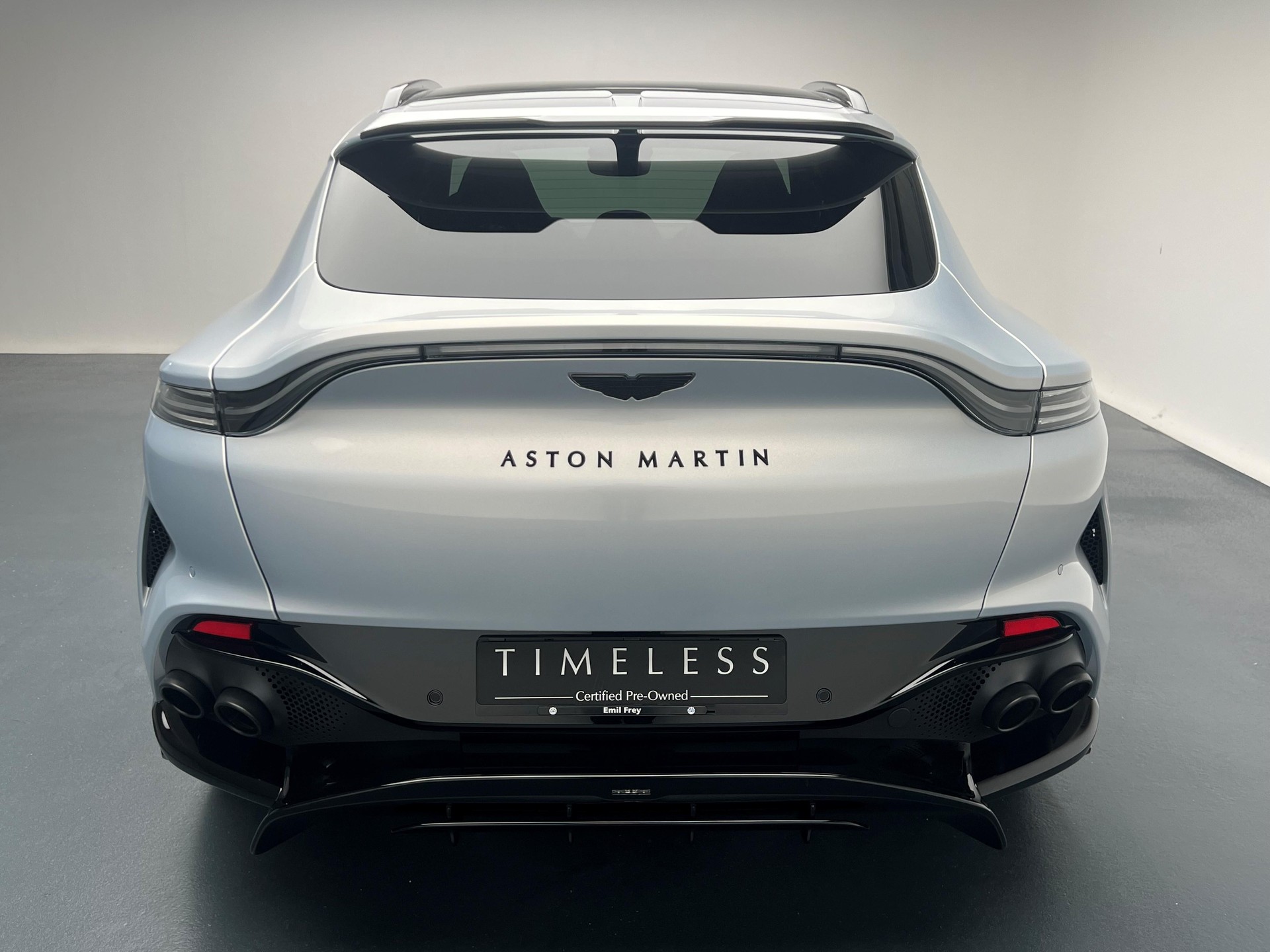 ASTON MARTIN DBX 707 4.0 V8 Bi-Turbo-image-27
