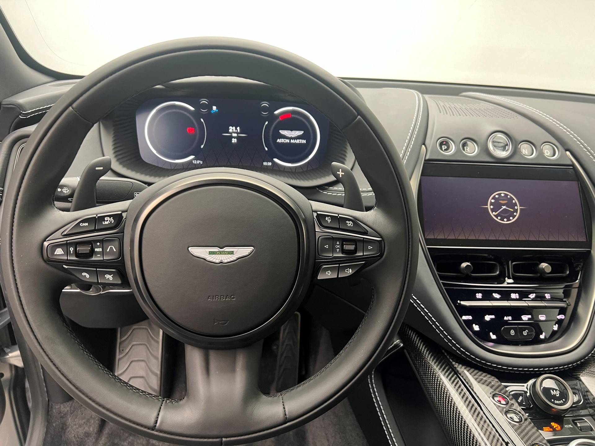 ASTON MARTIN DBX 707 4.0 V8 Bi-Turbo-image-7