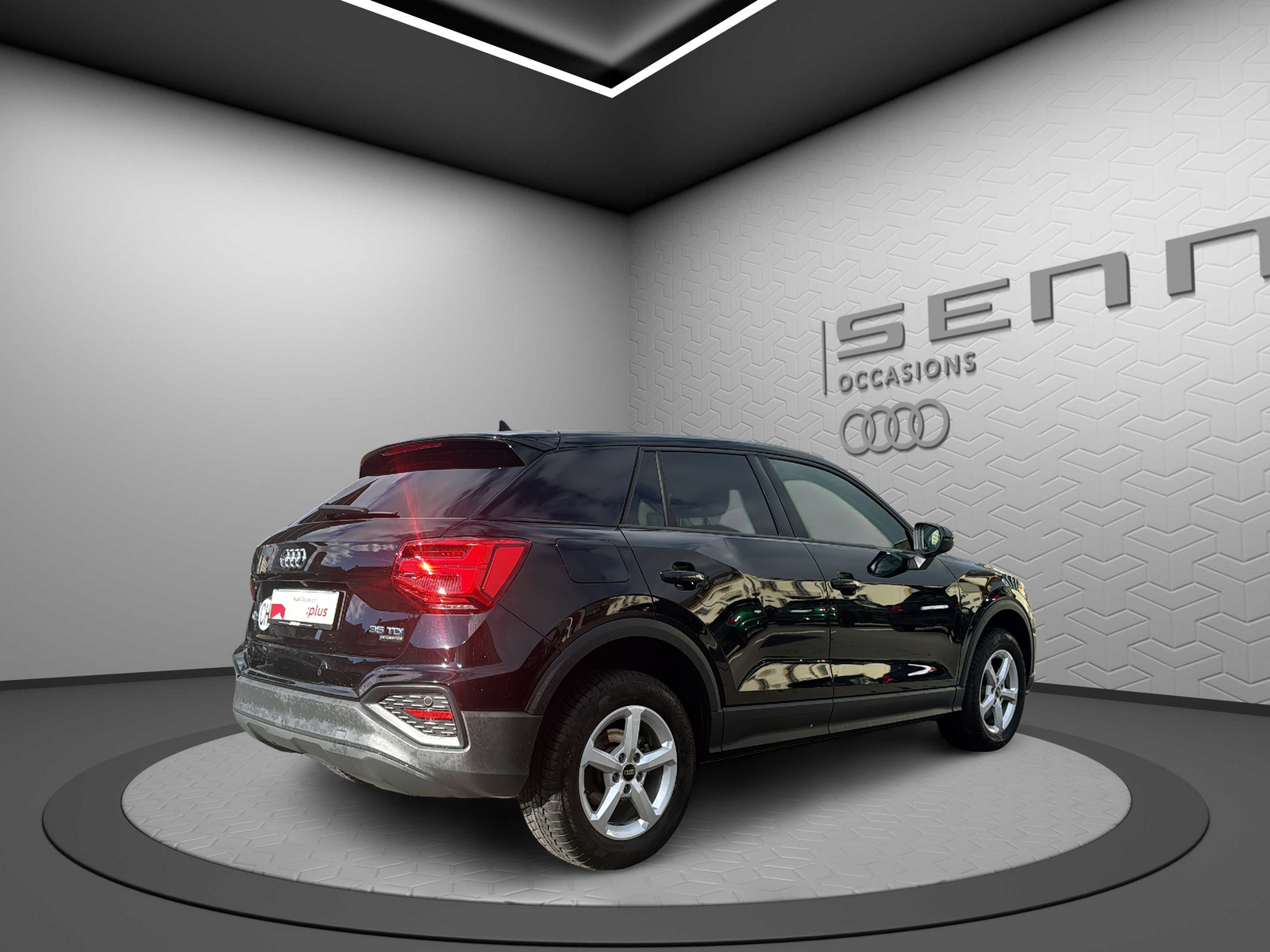 AUDI Q2 35 TDI quattro S-tronic-image-5