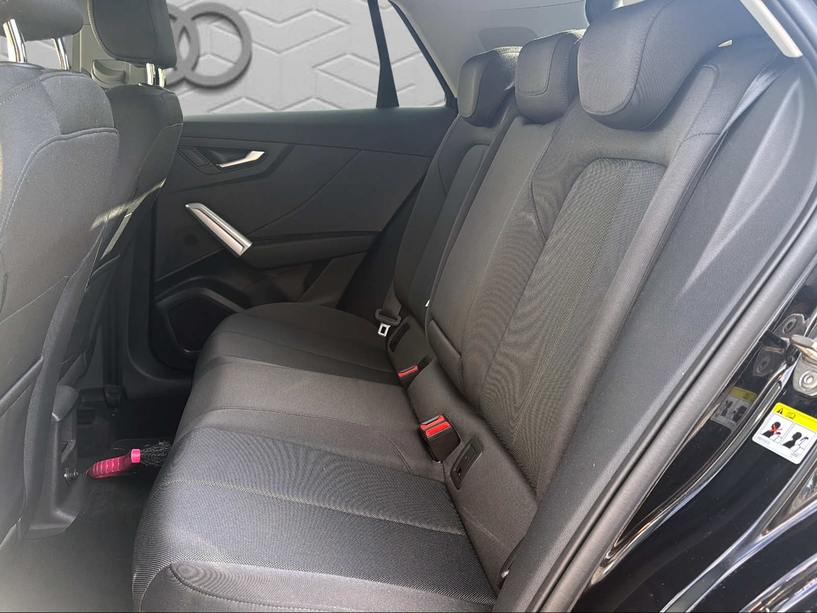 AUDI Q2 35 TDI quattro S-tronic-image-15