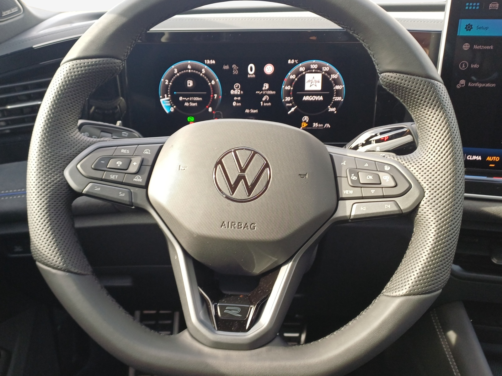 VW Tiguan 2.0 TSI DSG R-Line 4Motion-image-9